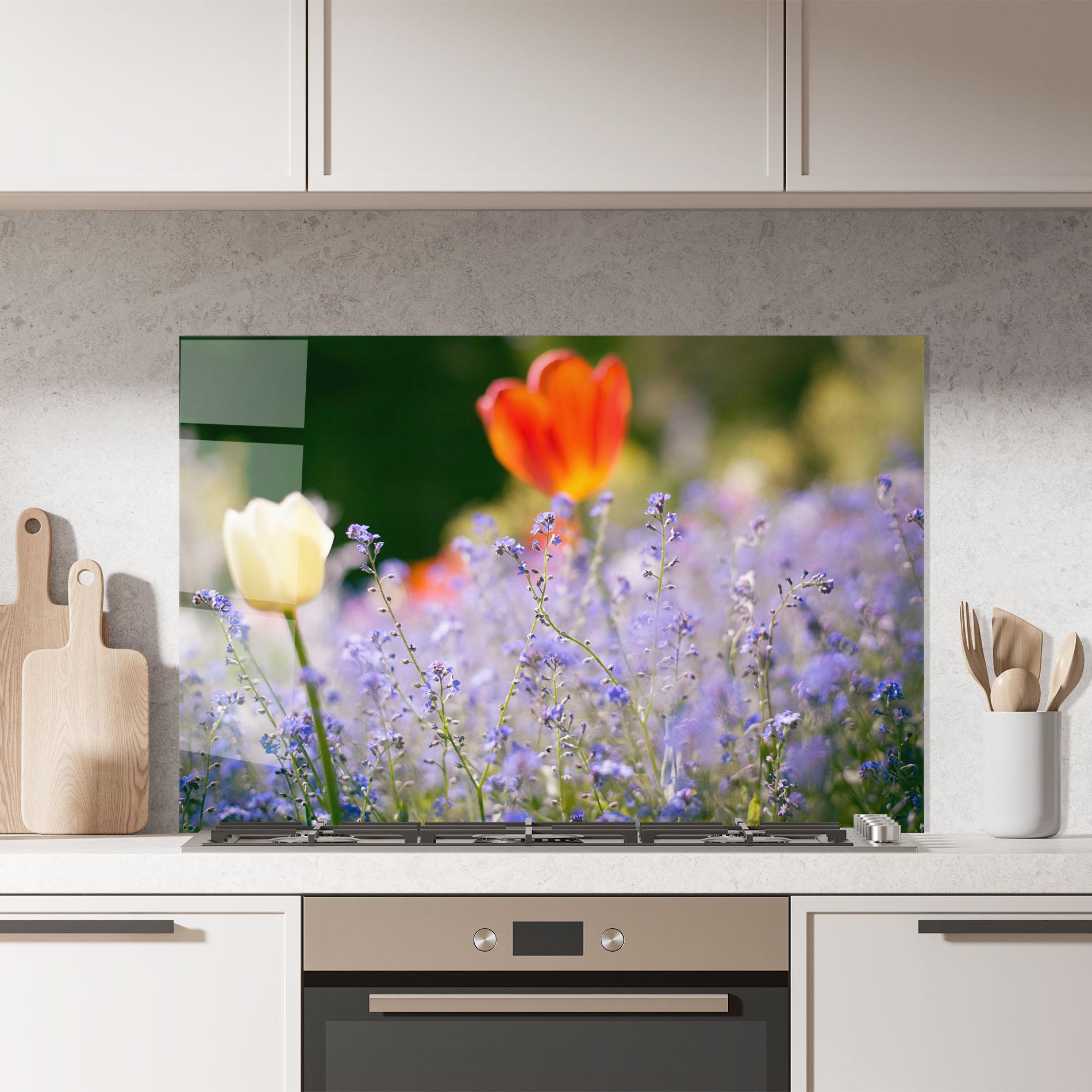 Konyhai üveg hátfal Small Little Spring Flower mockup 7