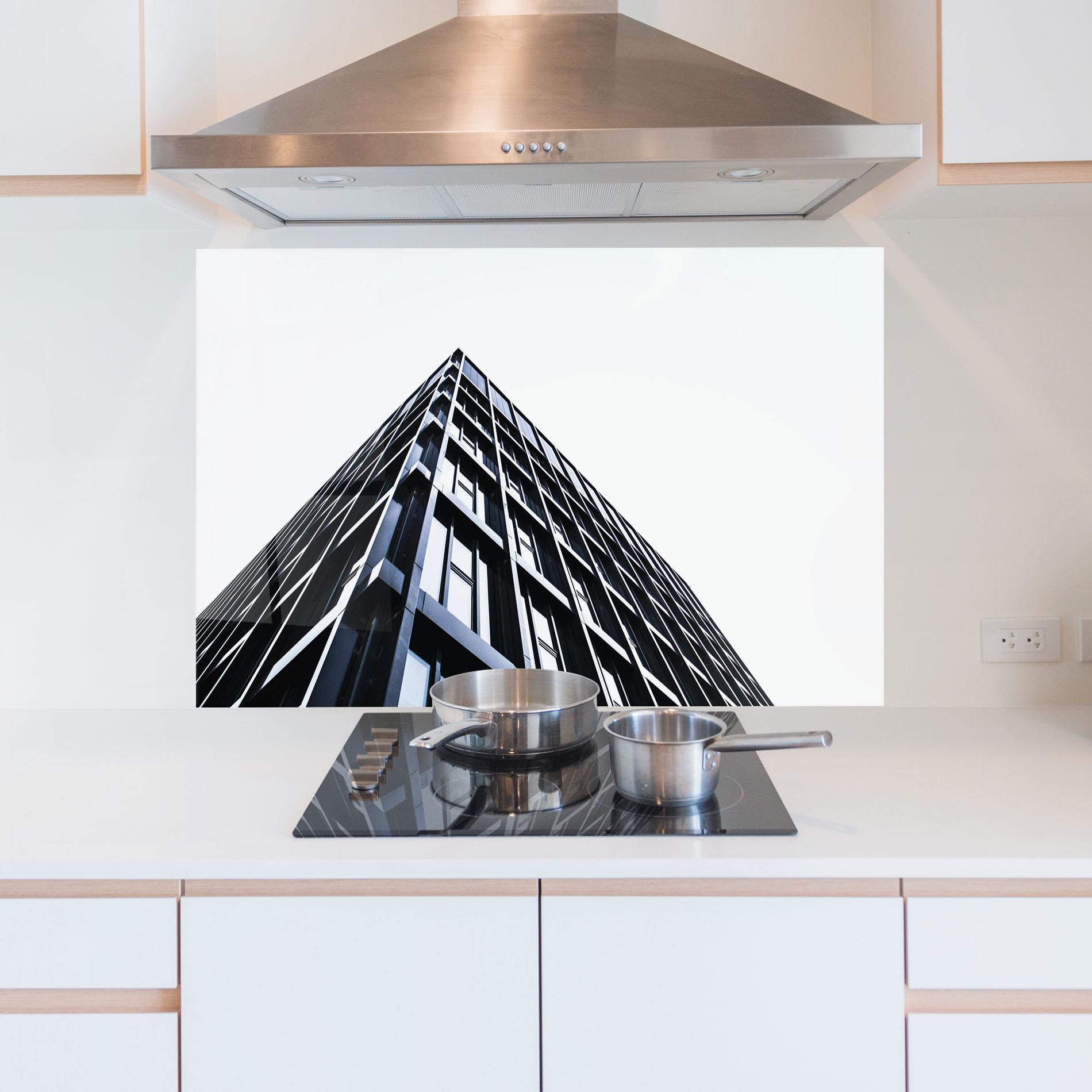 Konyhai üveg hátfal Big Black Building mockup 5