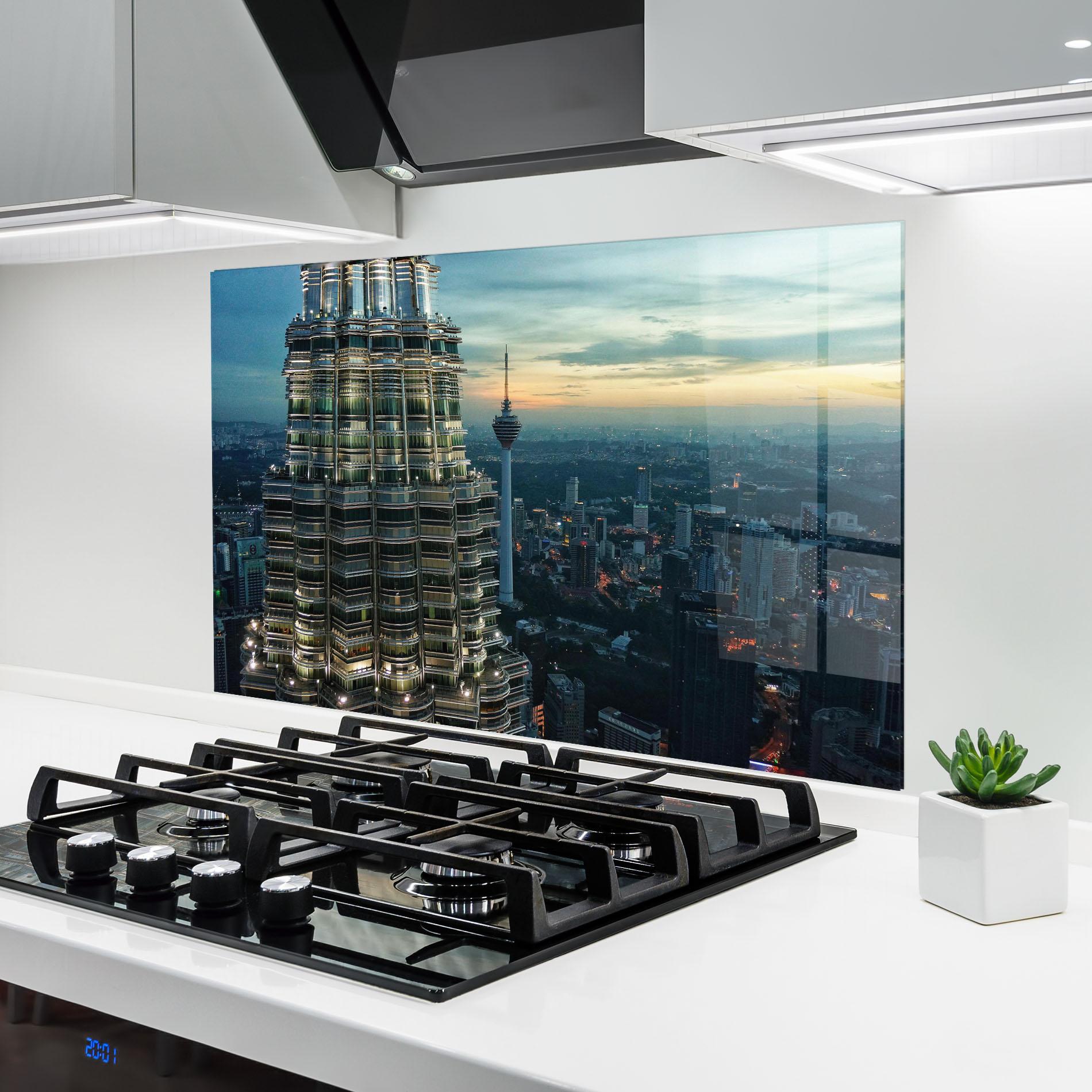 Konyhai üveg hátfal Hight Tower View mockup 6