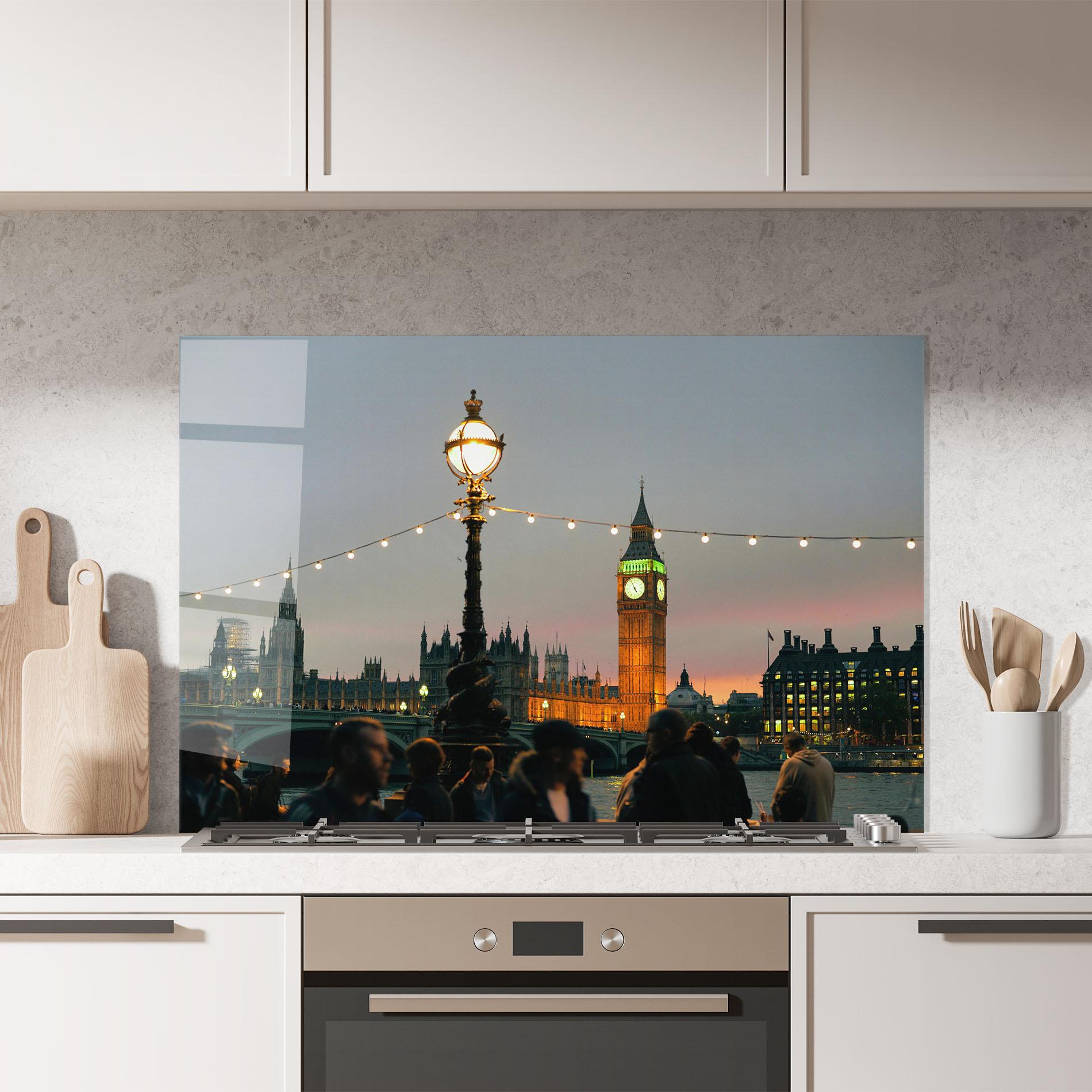 Konyhai üveg hátfal Clock Lights mockup 7