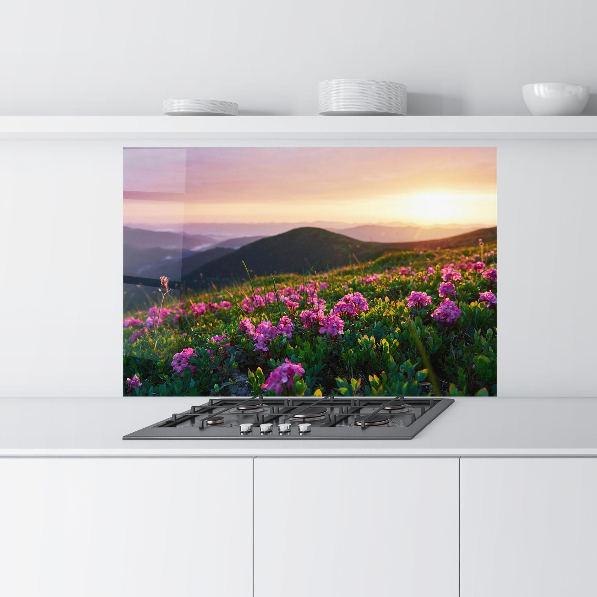 Konyhai üveg hátfal Purple Summer Flowers mockup 9