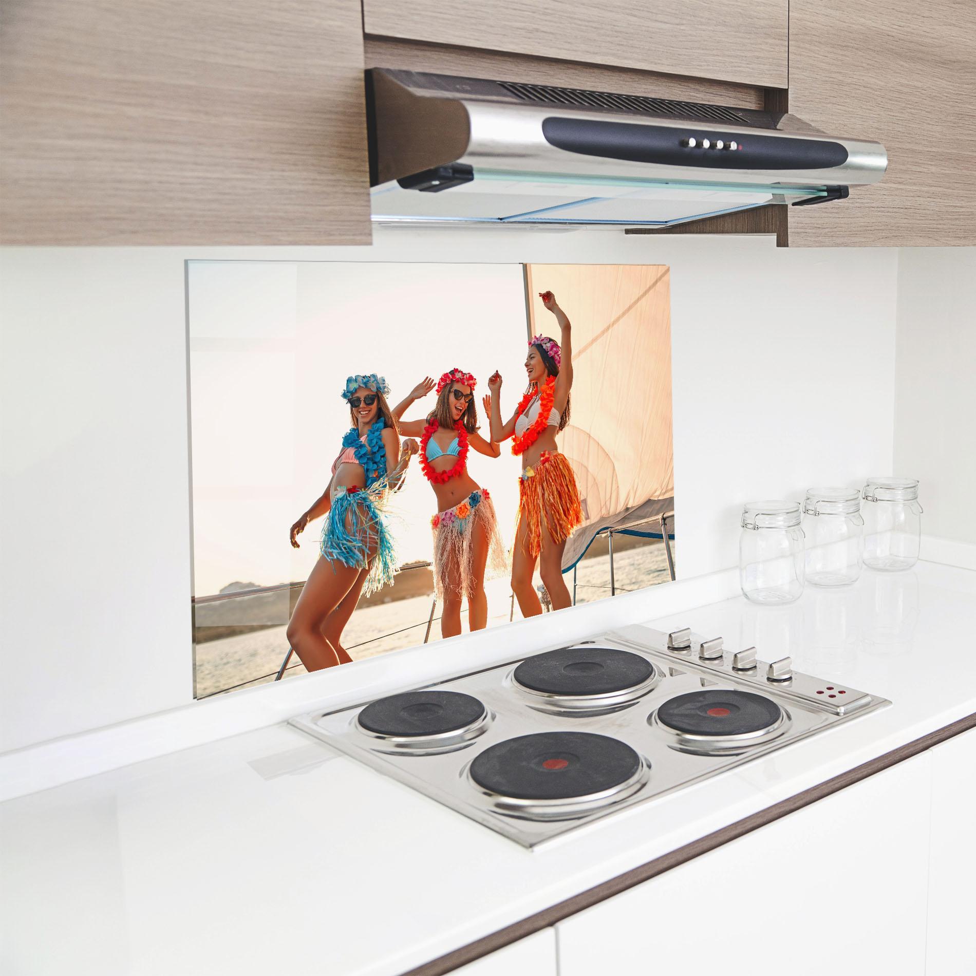 Konyhai üveg hátfal Summer Party mockup 8