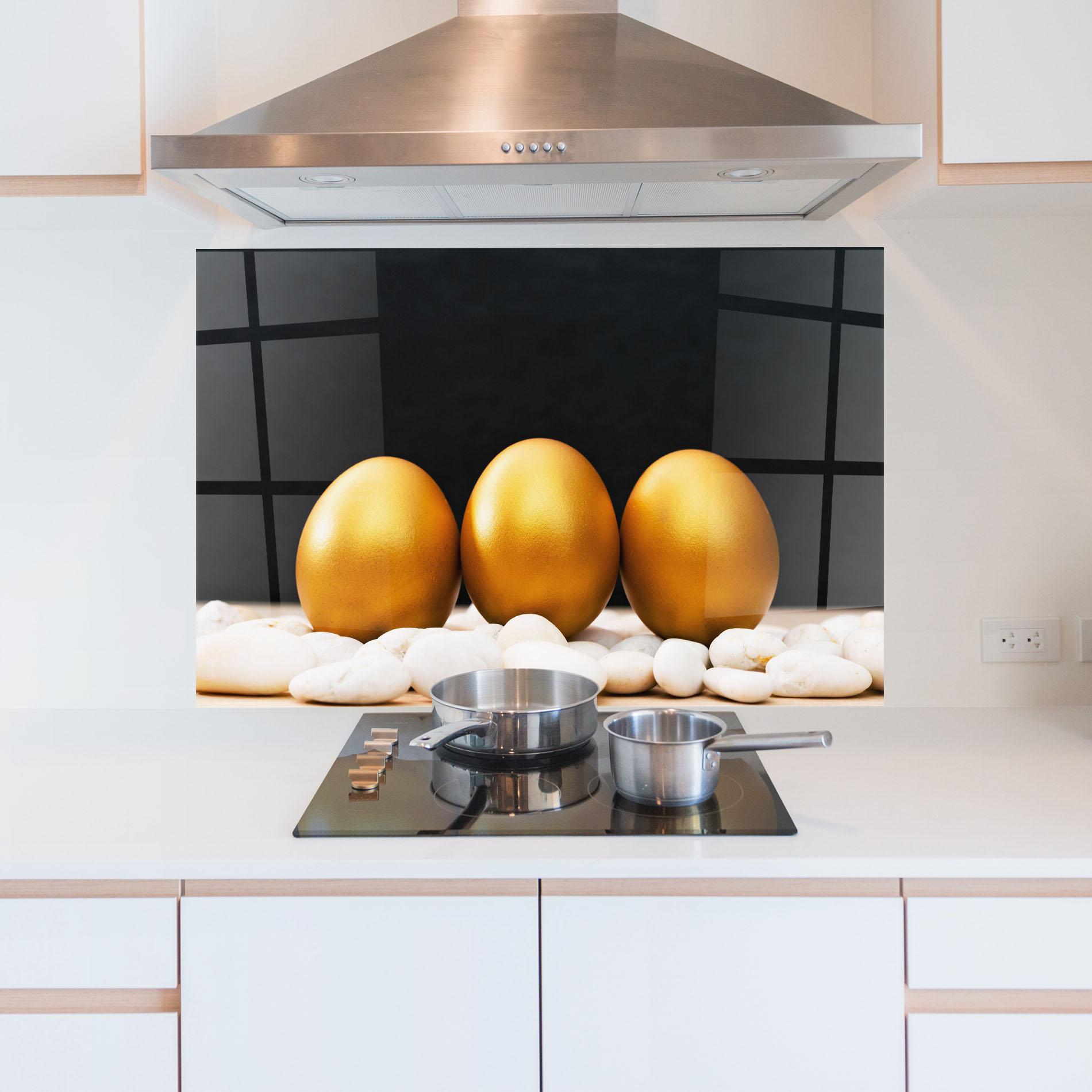 Konyhai üveg hátfal Golden Easter Egg mockup 5