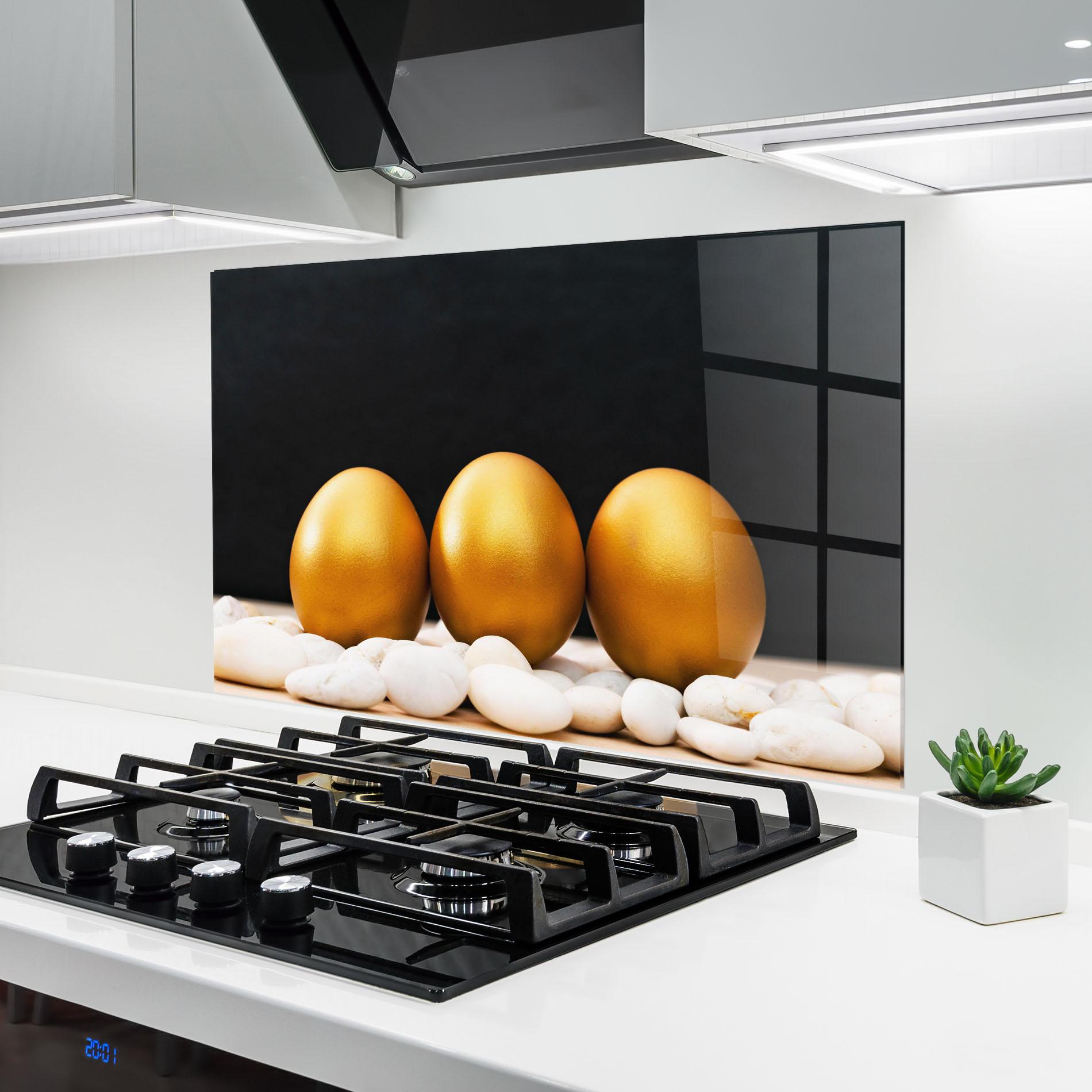 Konyhai üveg hátfal Golden Easter Egg mockup 6