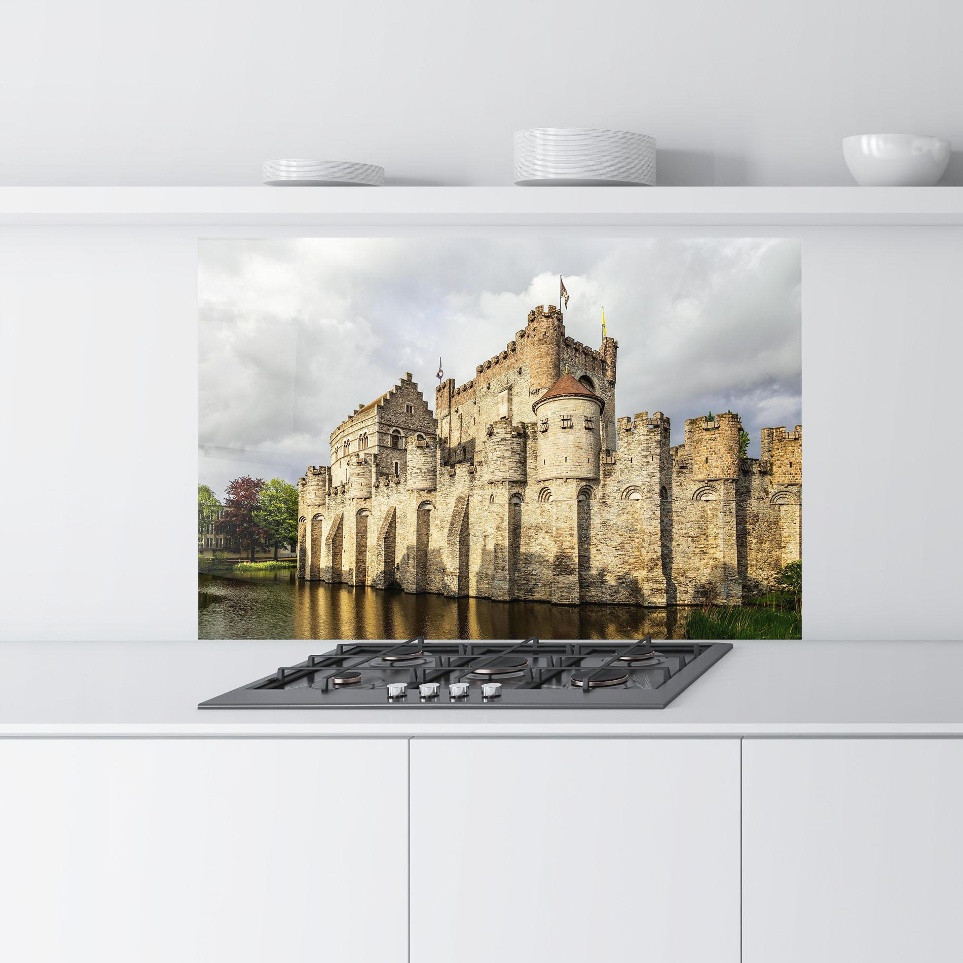 Konyhai üveg hátfal Medieval Castle Belgium mockup 9