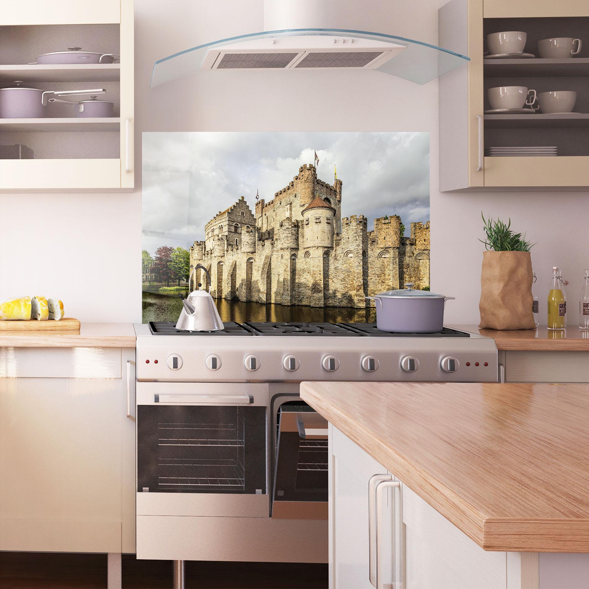 Konyhai üveg hátfal Medieval Castle Belgium mockup 1
