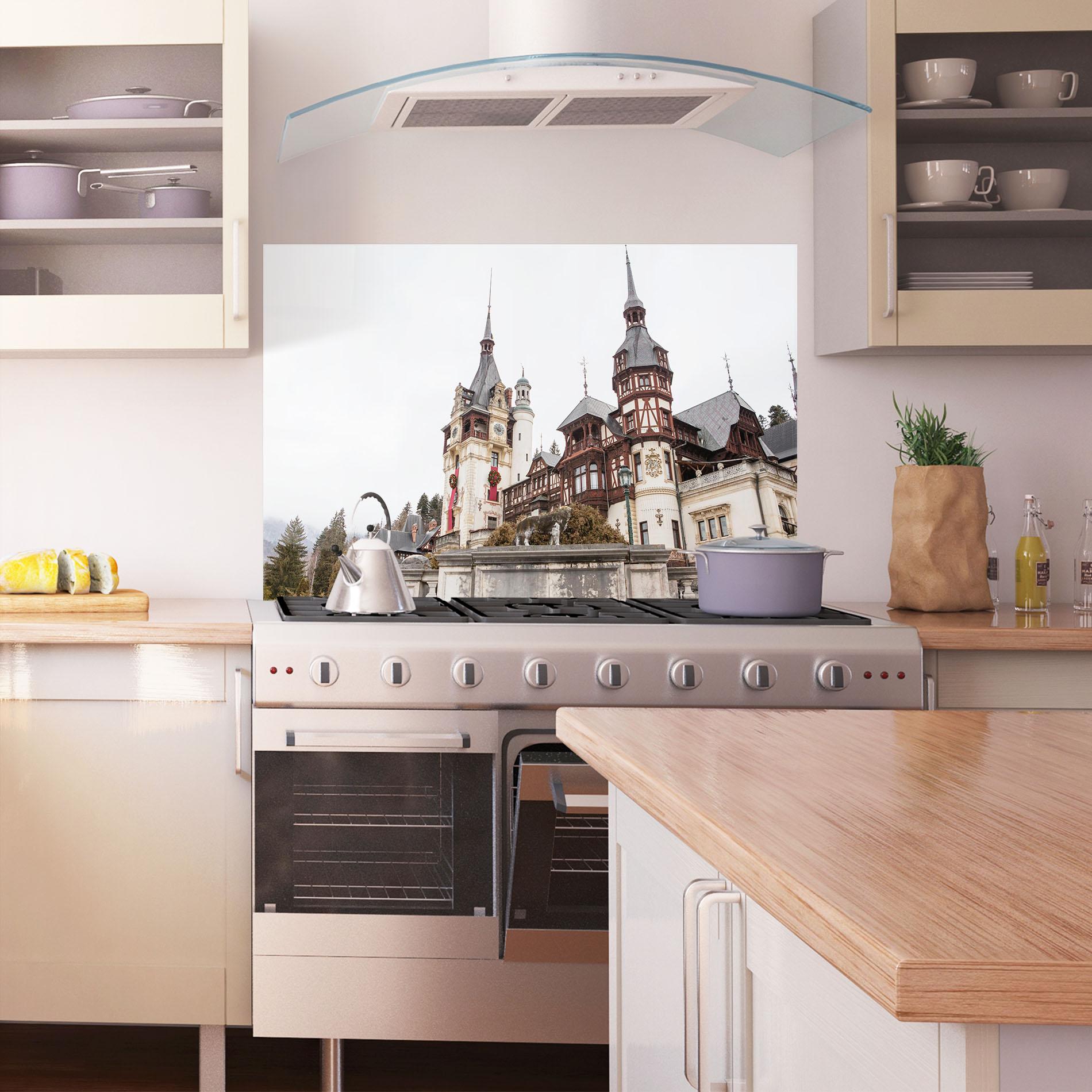 Konyhai üveg hátfal Medieval Castle Sinaia mockup 1