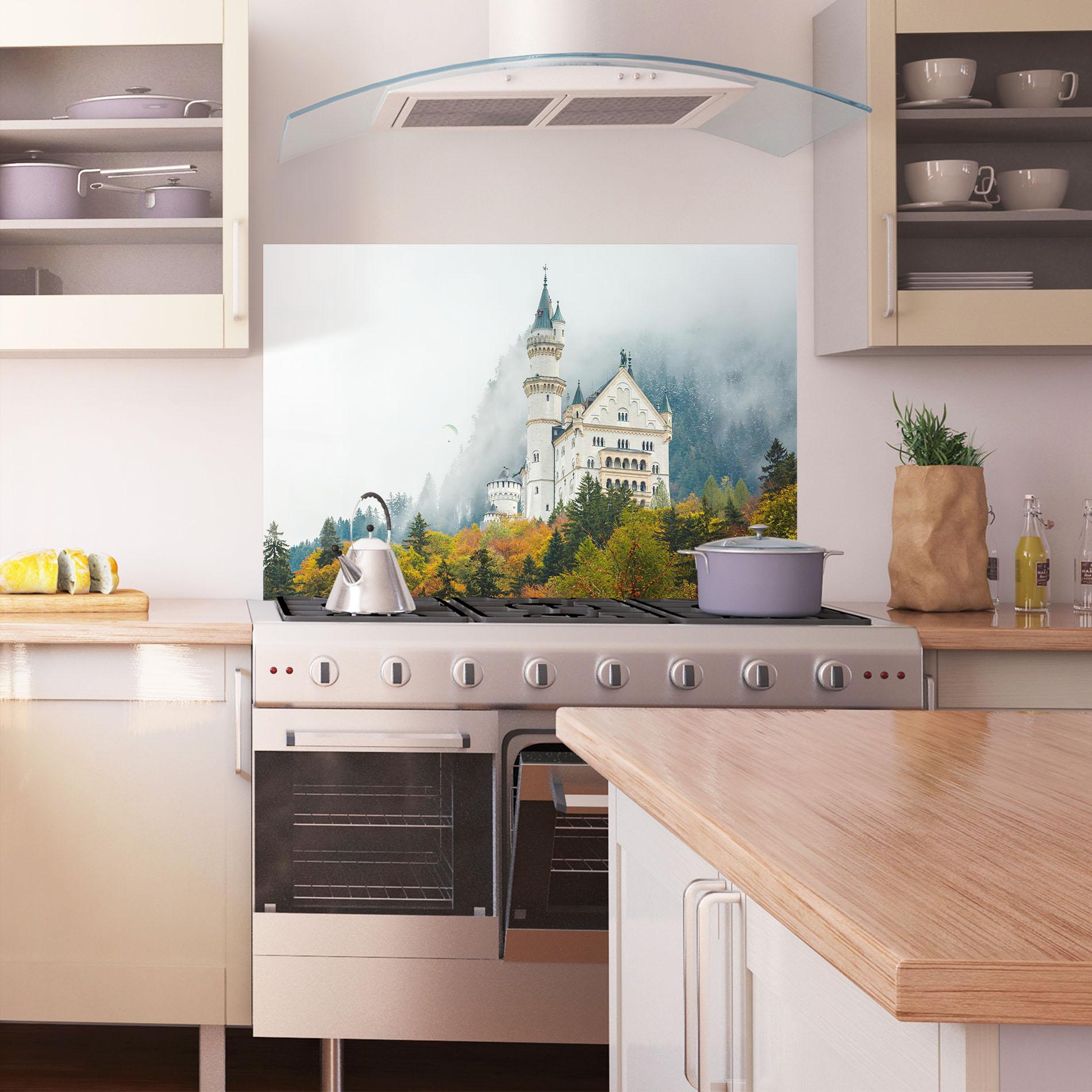 Konyhai üveg hátfal Neuschwanstein Castle Foggy mockup 1