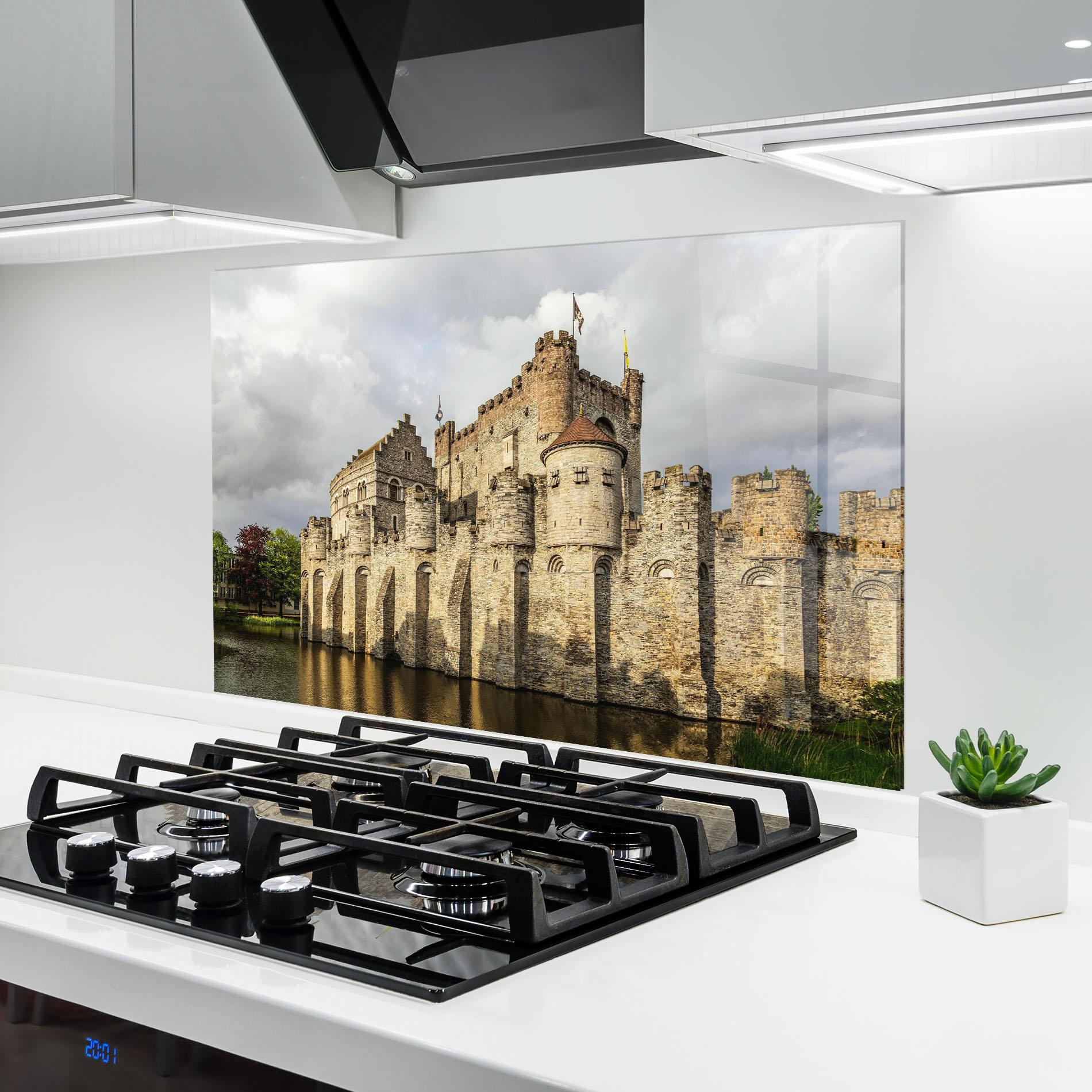 Konyhai üveg hátfal Medieval Castle Belgium mockup 6
