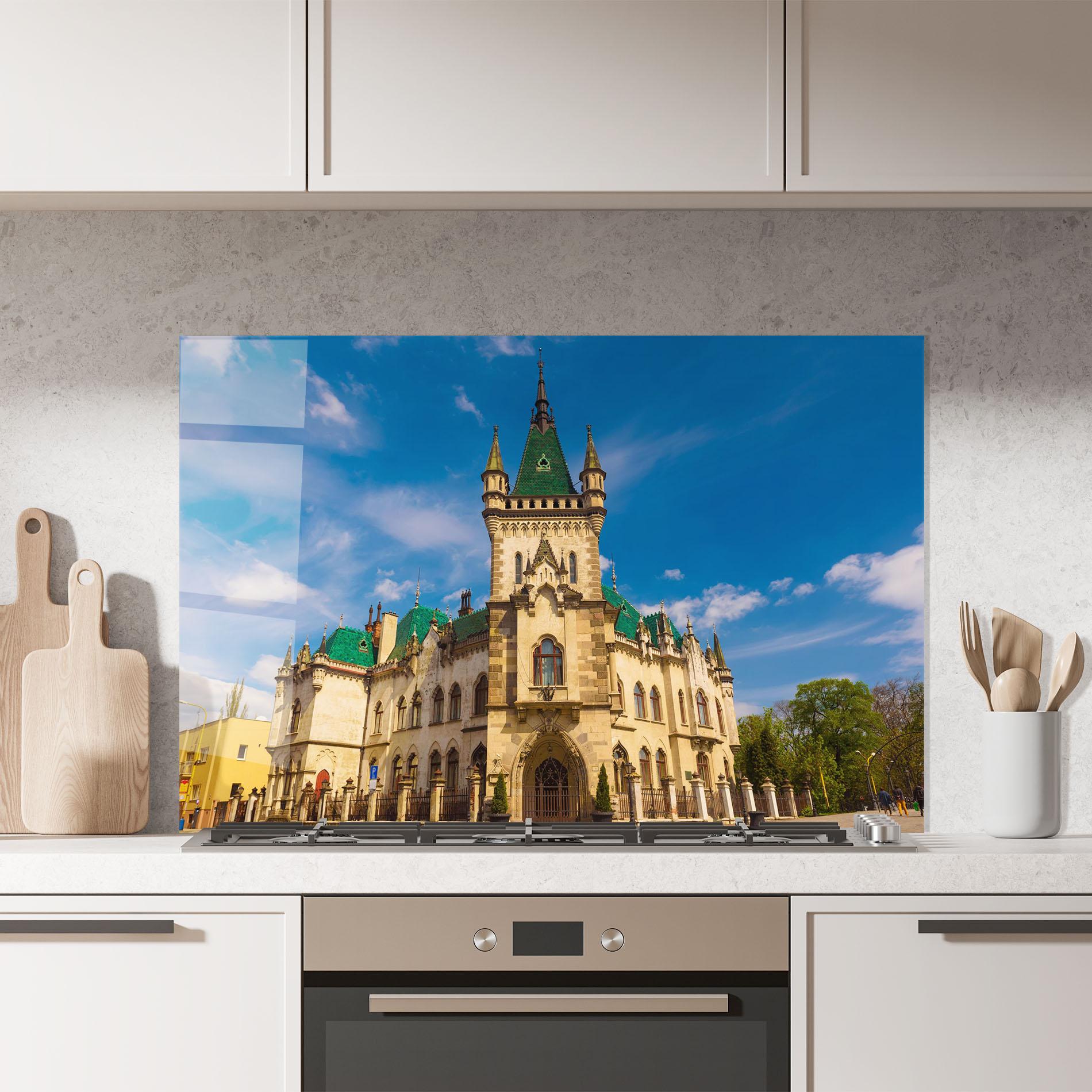 Konyhai üveg hátfal Jakabov Palace Slovakia mockup 7