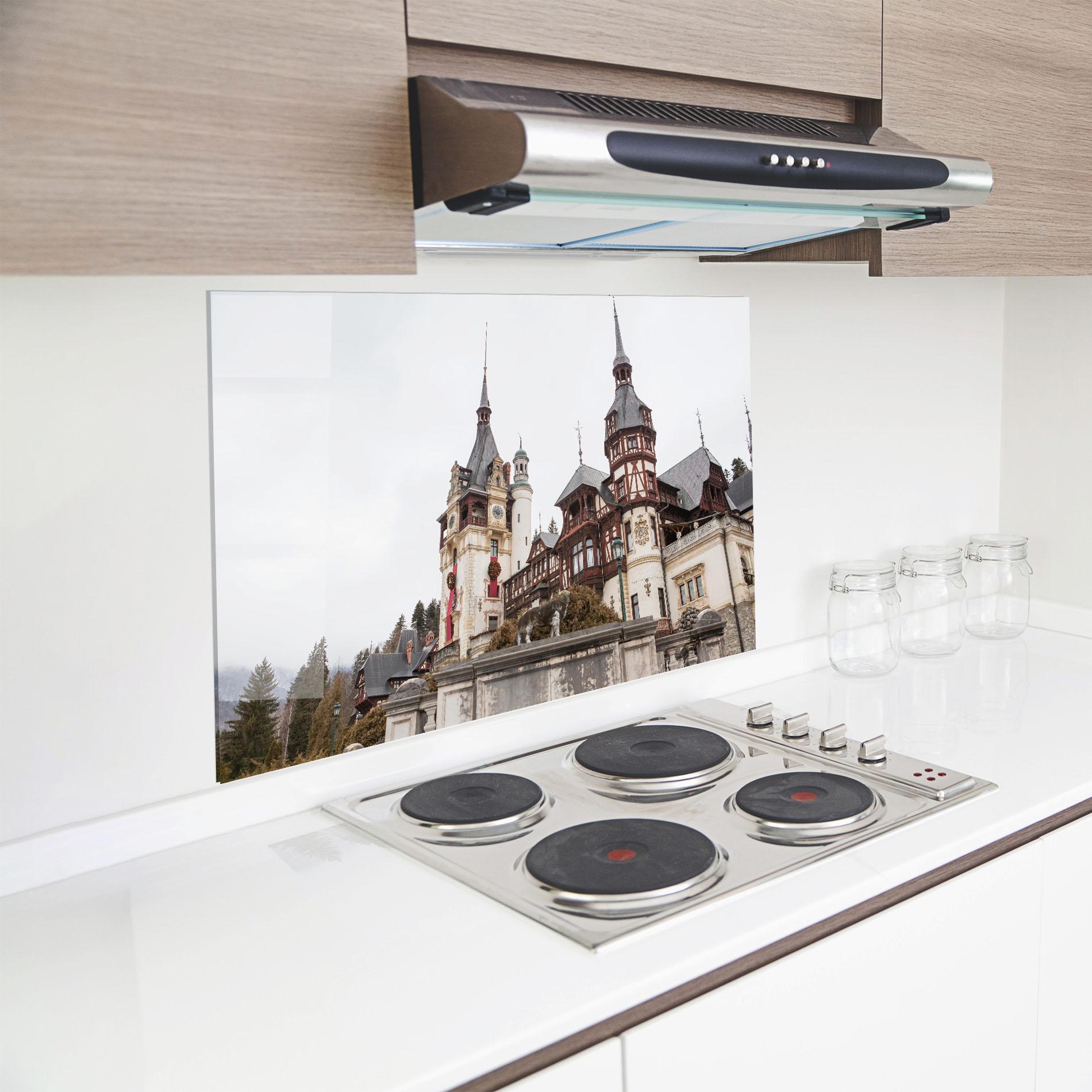 Konyhai üveg hátfal Medieval Castle Sinaia mockup 8