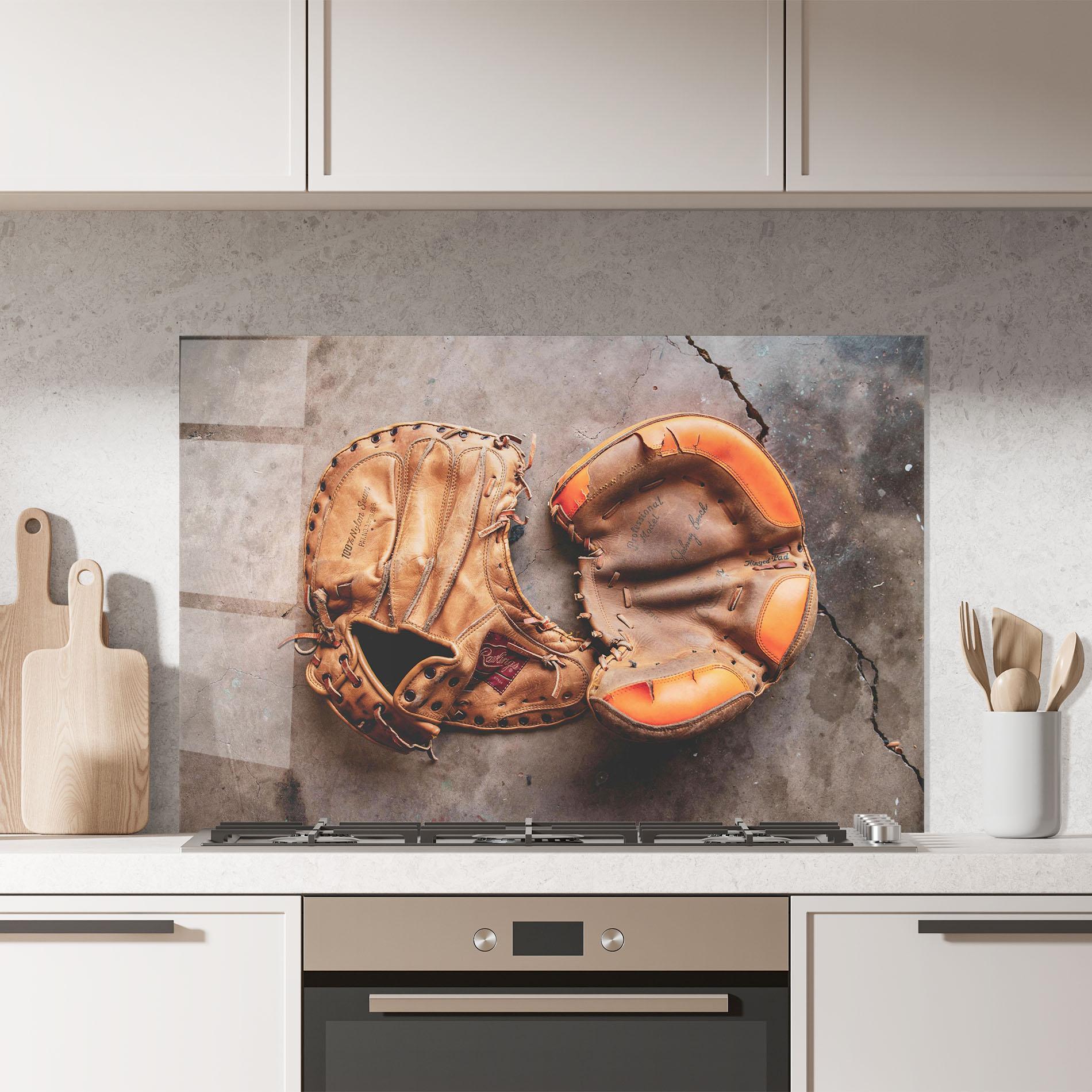 Konyhai üveg hátfal Brown Orange Baseball Gloves mockup 7