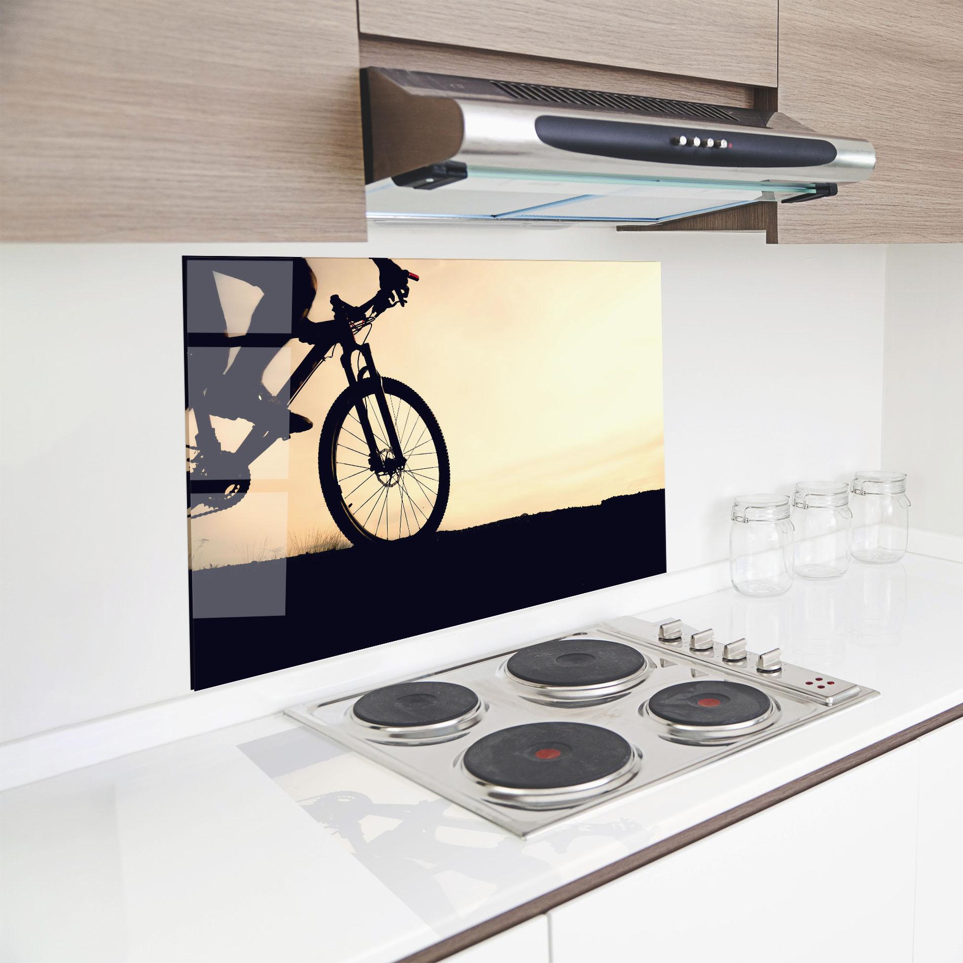 Konyhai üveg hátfal Cream Sky Mtb mockup 8