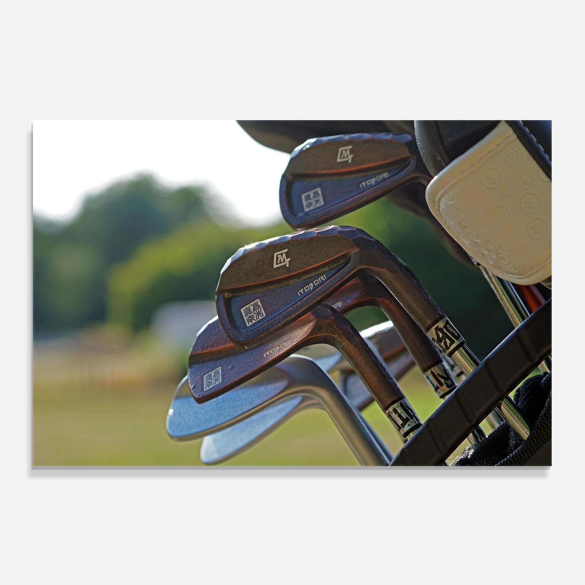 Konyhai üveg hátfal Brown Golf Club mockup 0