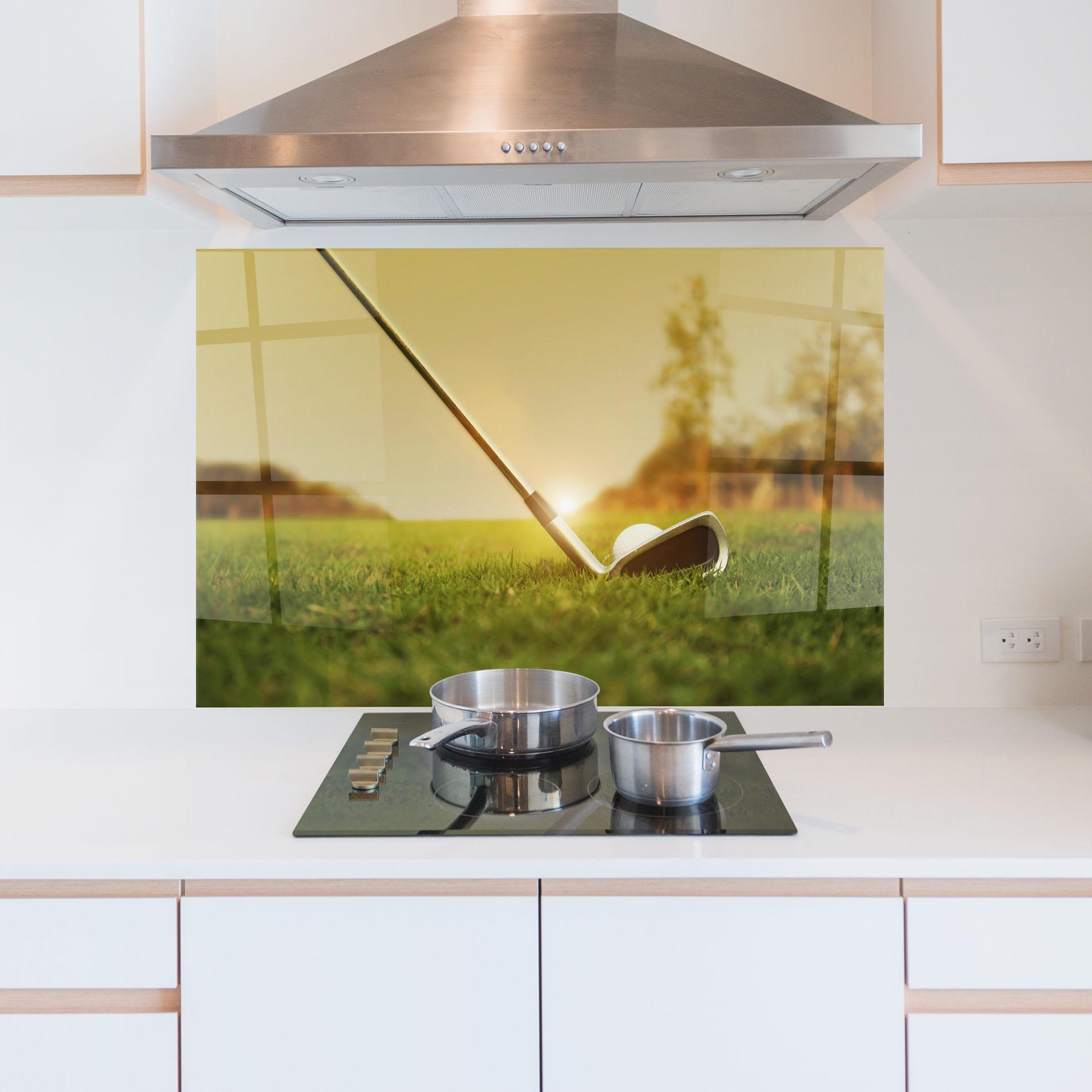 Konyhai üveg hátfal Golf Course mockup 5