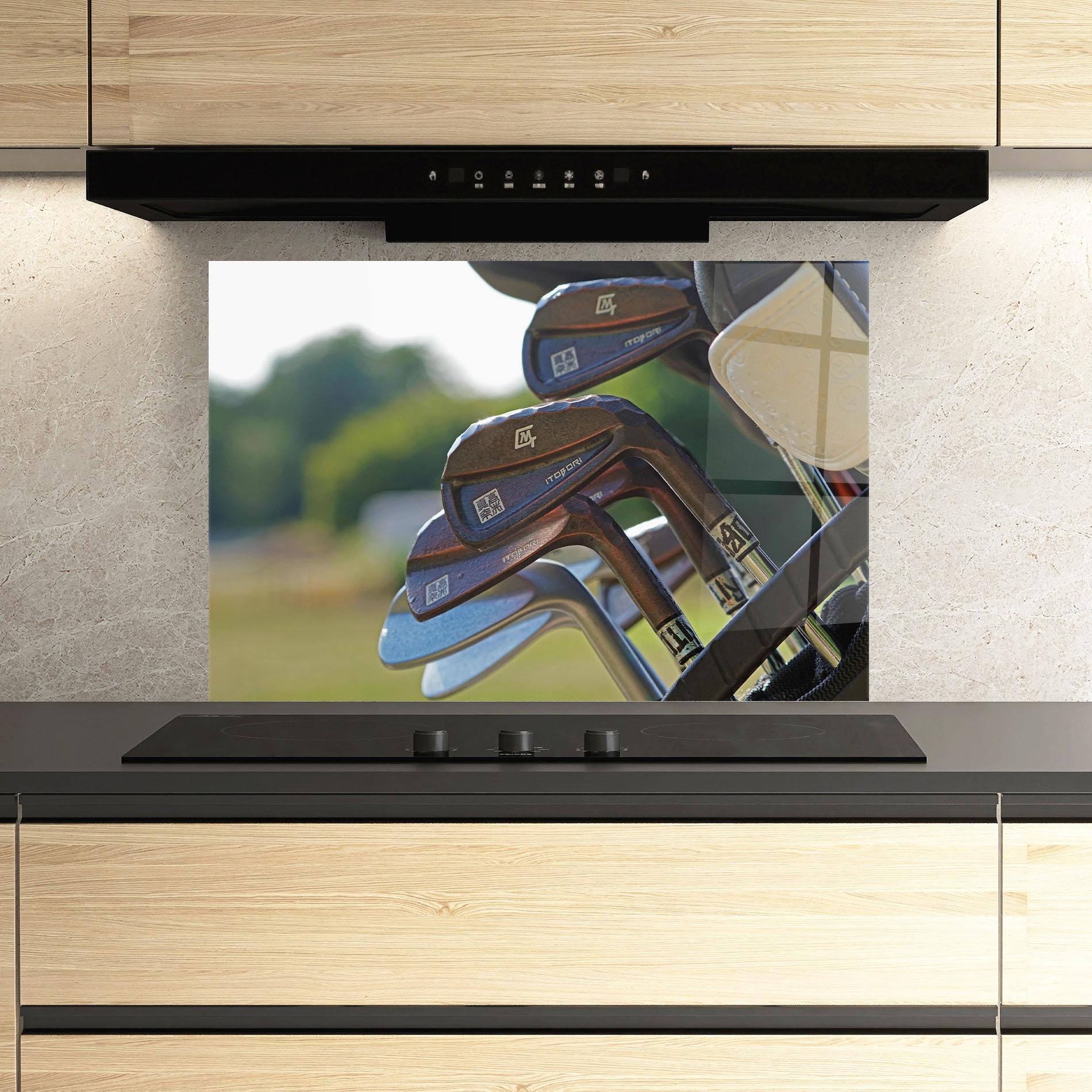 Konyhai üveg hátfal Brown Golf Club mockup 3