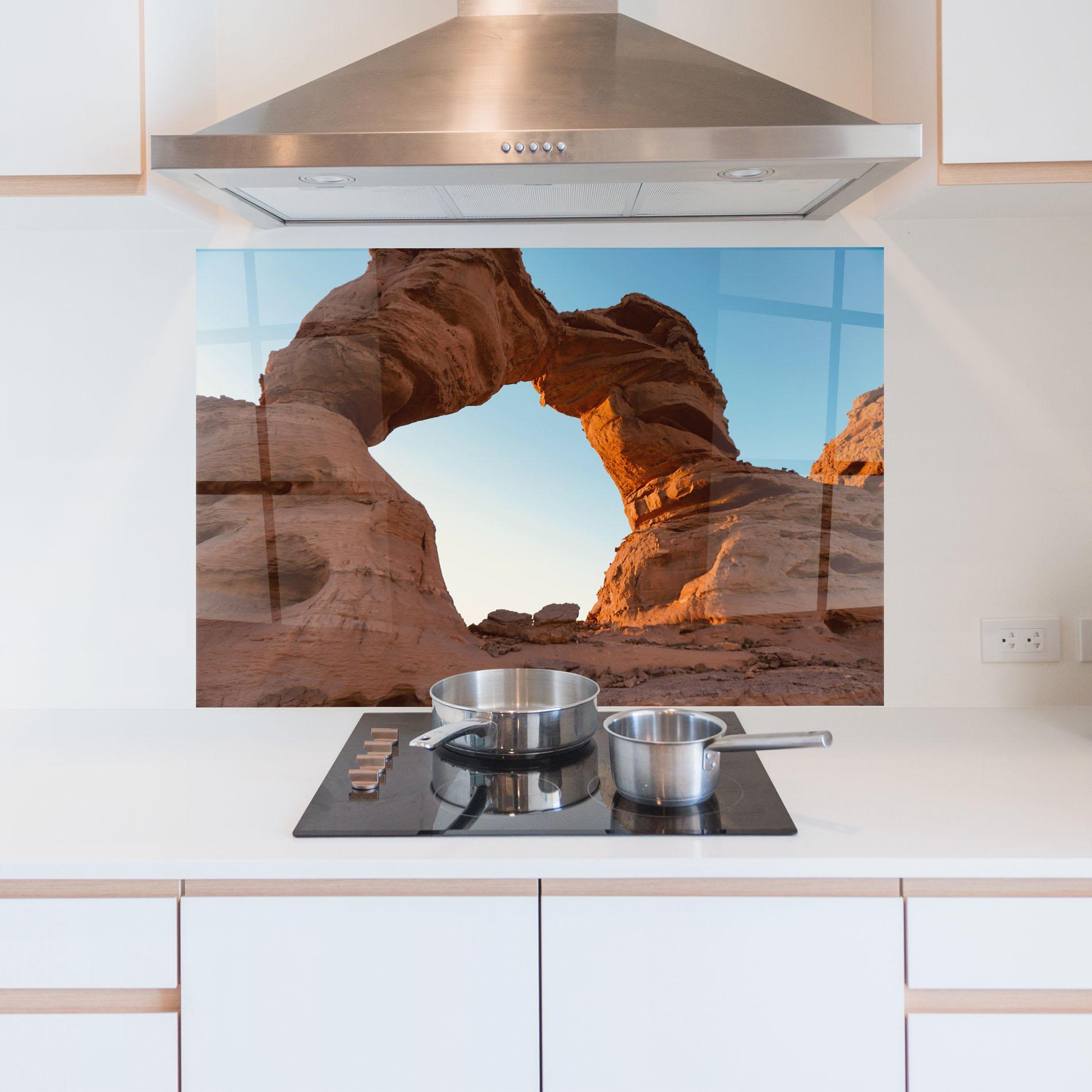 Konyhai üveg hátfal Arcade In Desert mockup 5