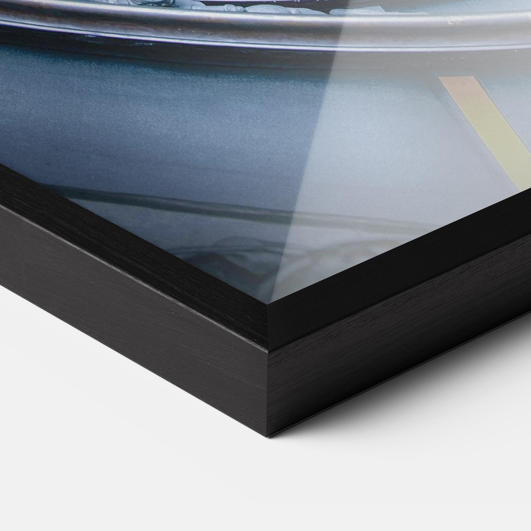 Keretezett Poszter Spiral Museum mockup 3