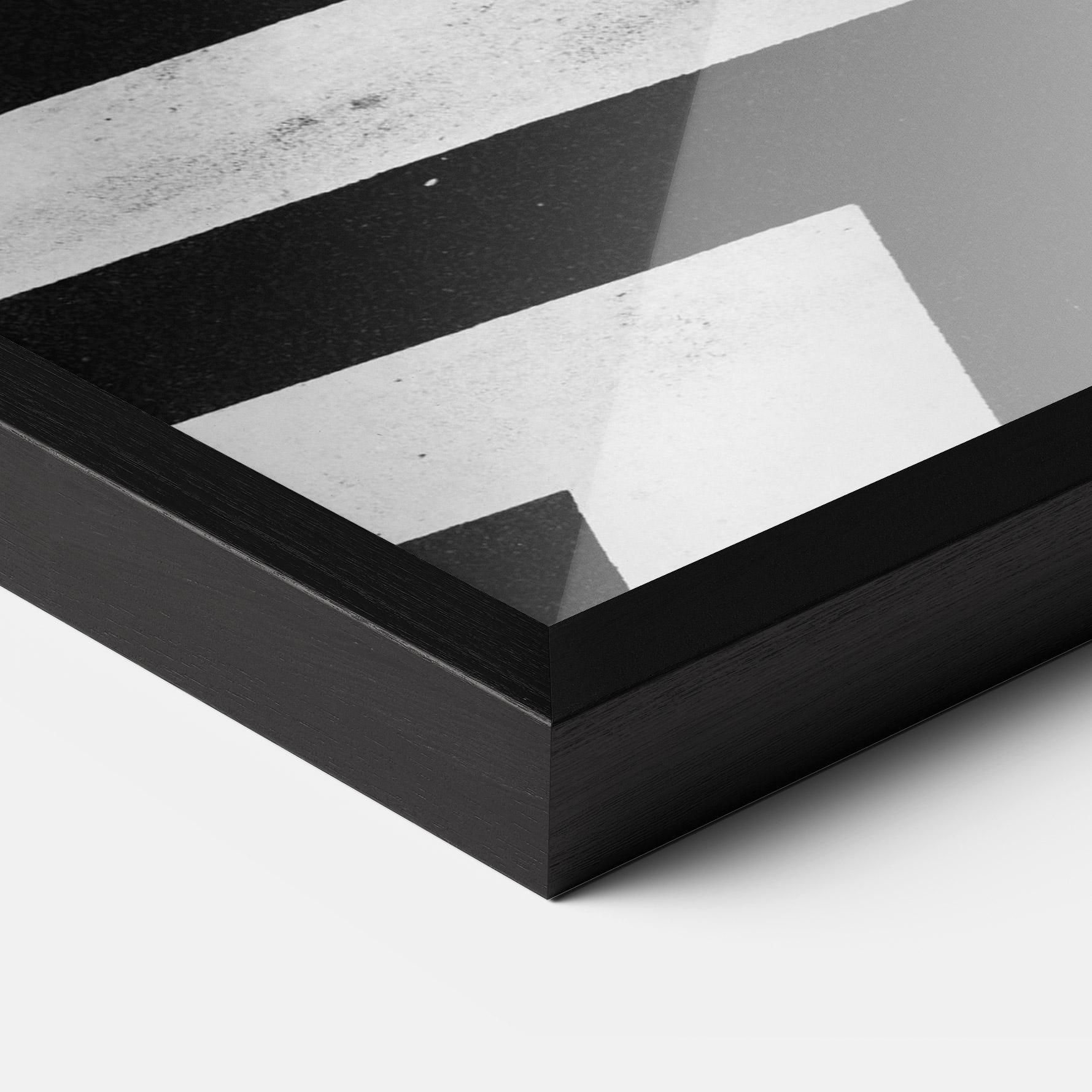 Keretezett Poszter Walking On Lines mockup 3