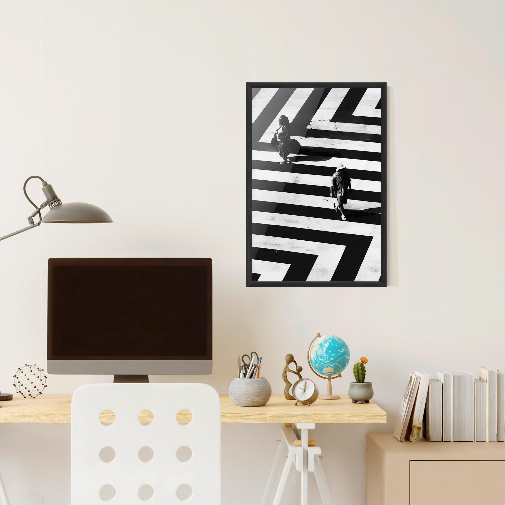 Keretezett Poszter Walking On Lines mockup 6