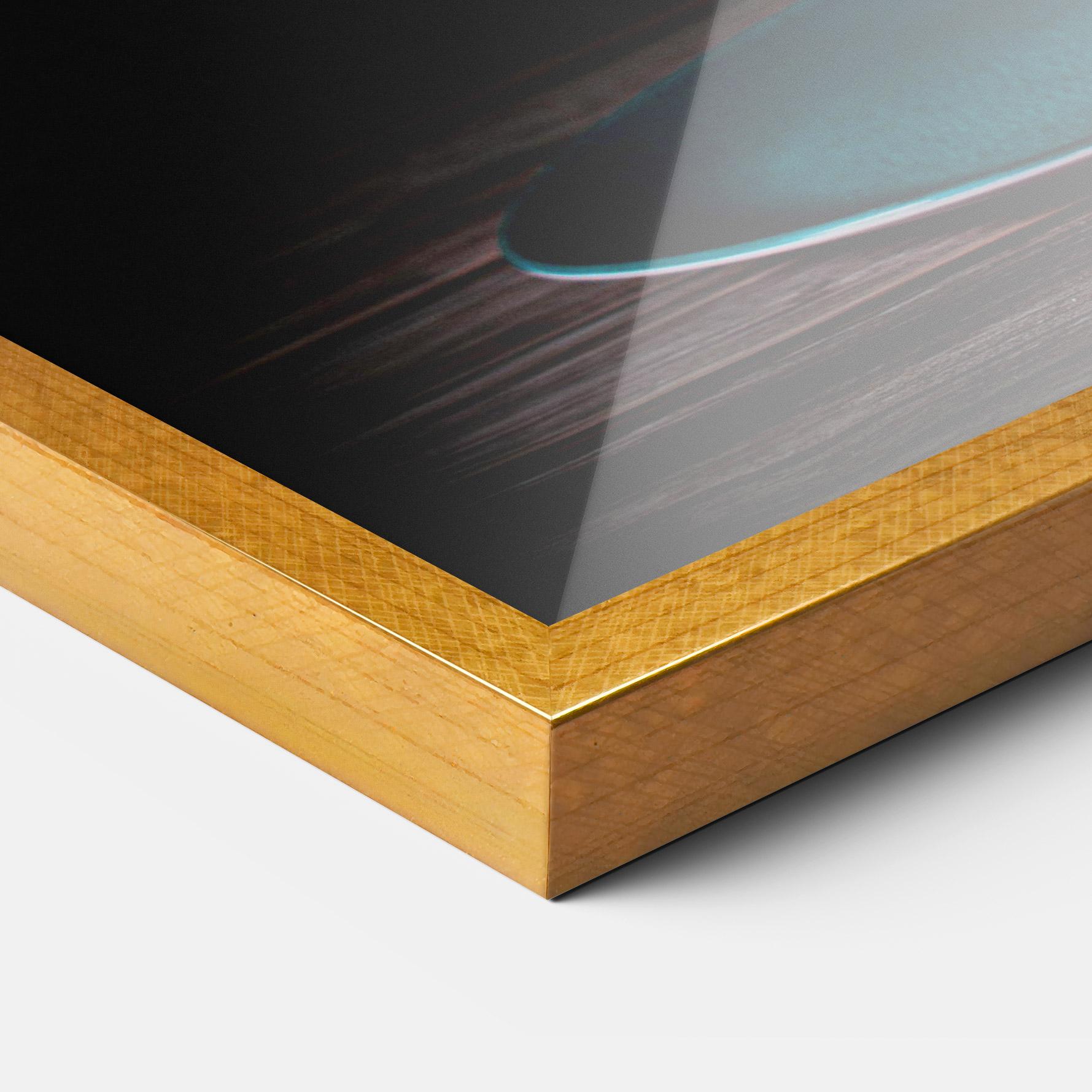 Keretezett Poszter Floating Sandwich mockup 3