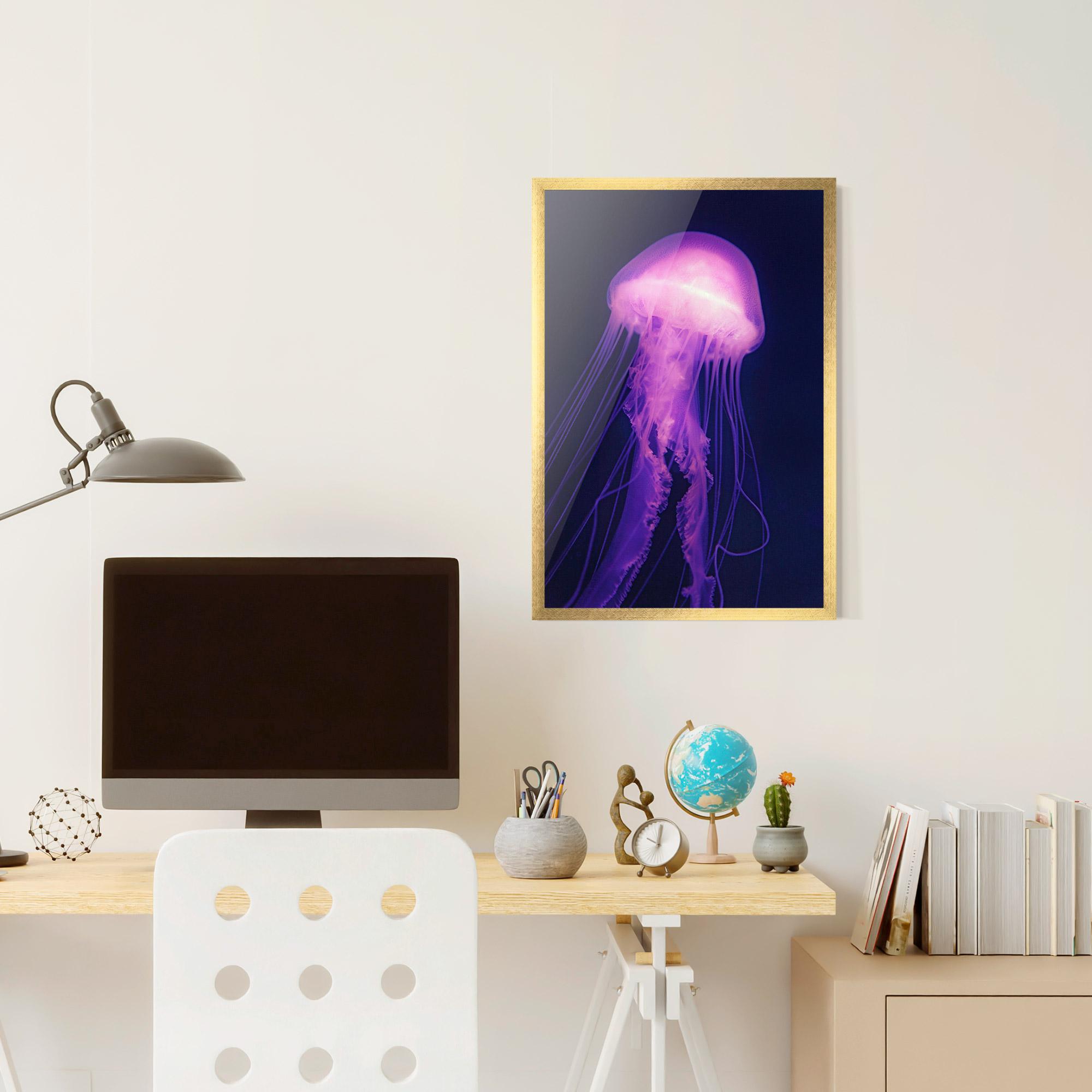 Keretezett Poszter Light Purple Jellyfish mockup 6