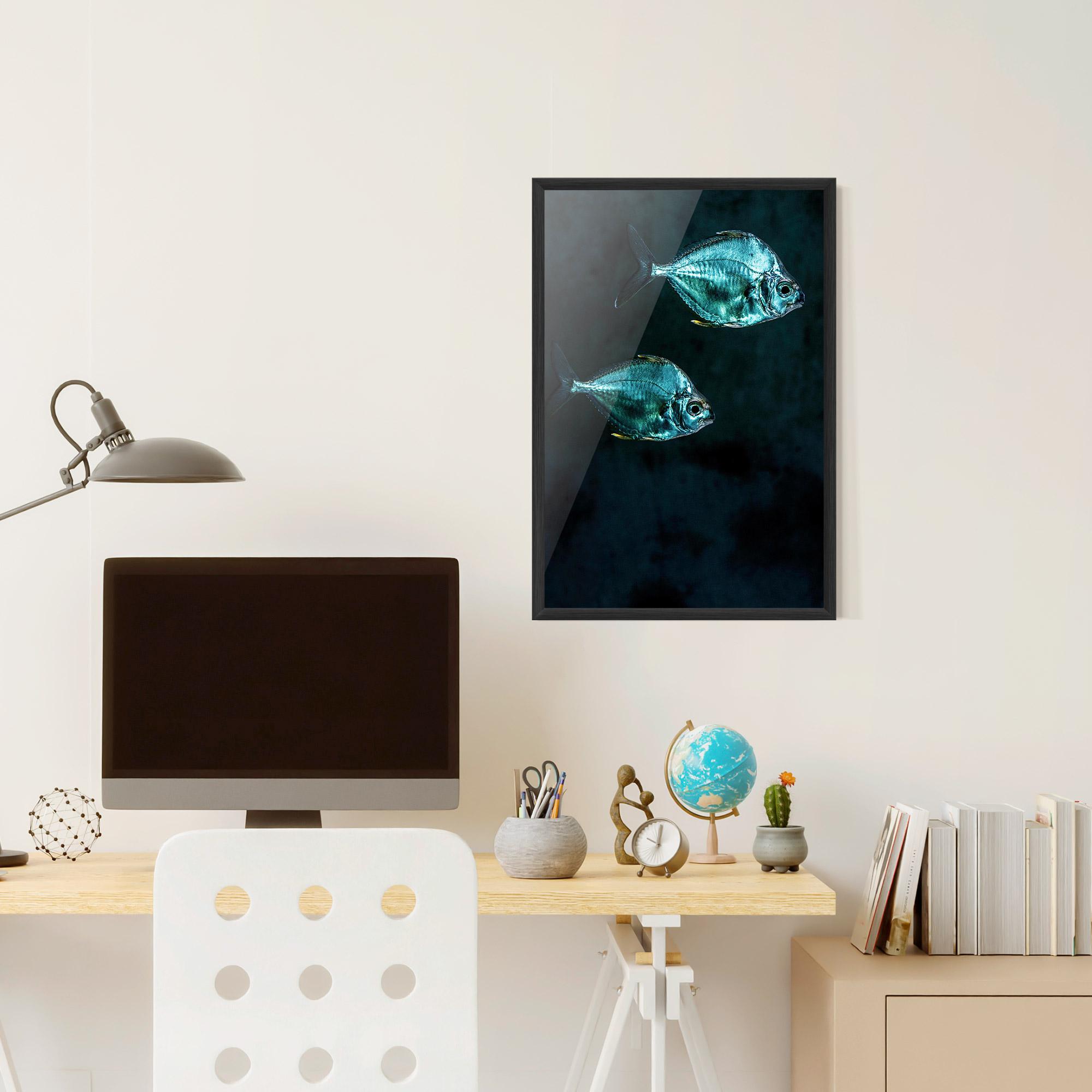 Keretezett Poszter Silver Fish mockup 6
