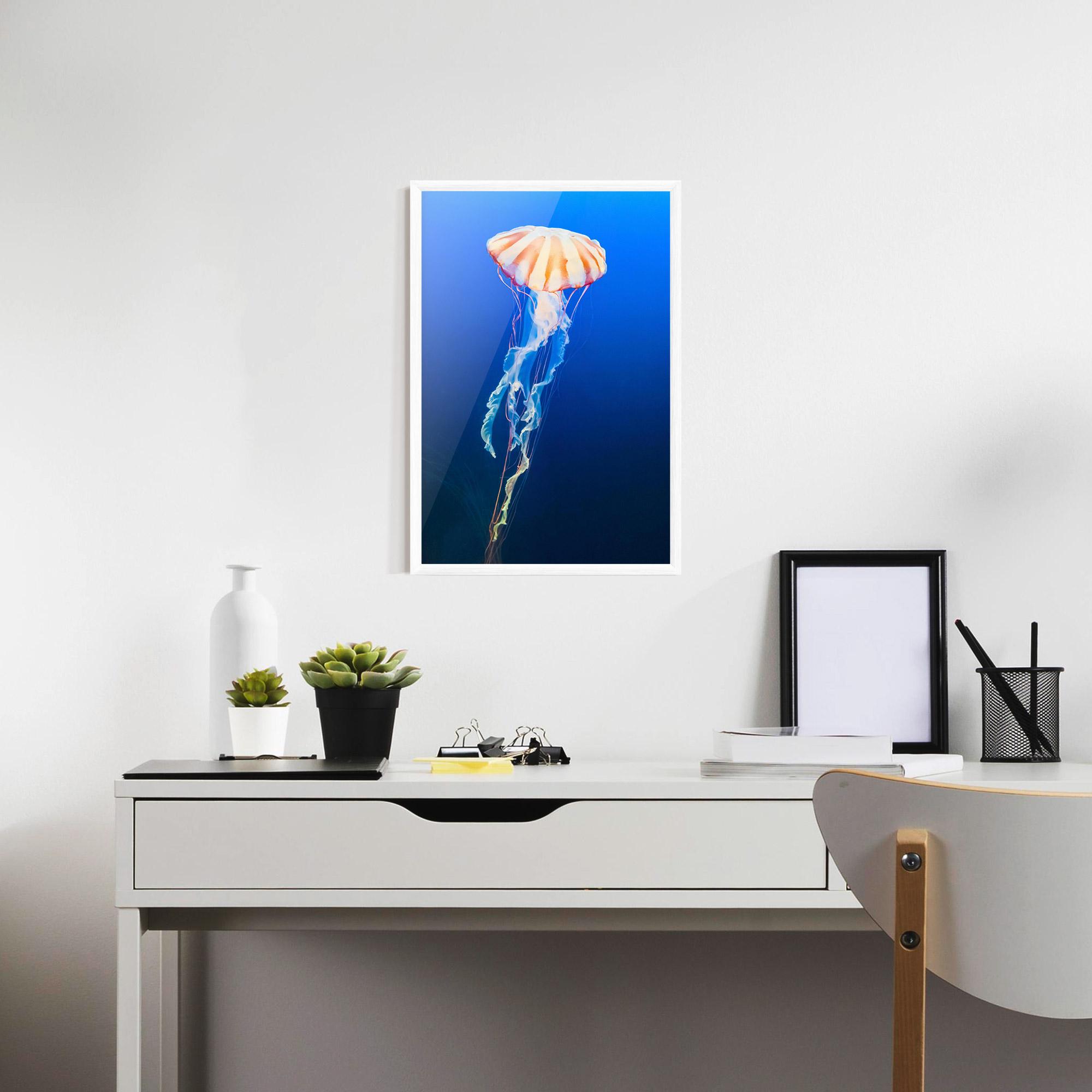 Keretezett Poszter Cream Jellyfish mockup 7