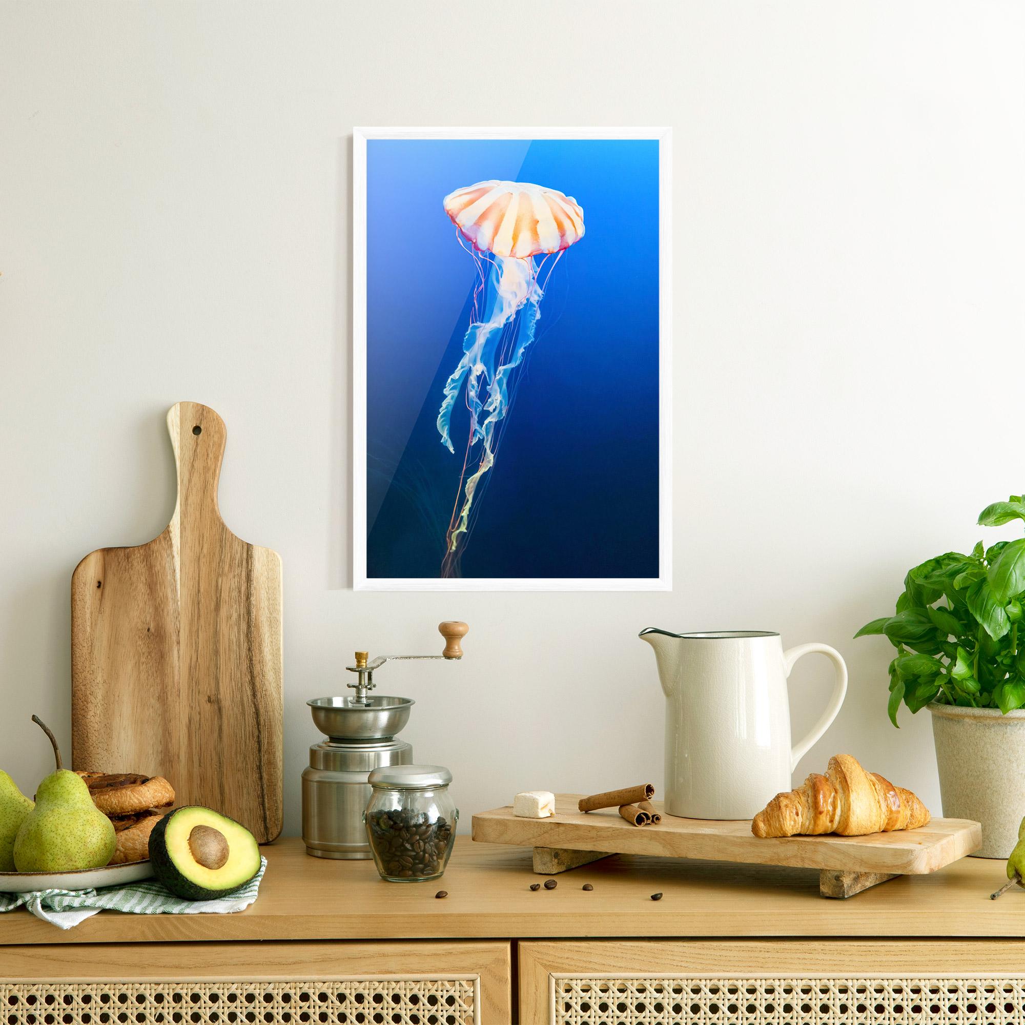 Keretezett Poszter Cream Jellyfish mockup 8