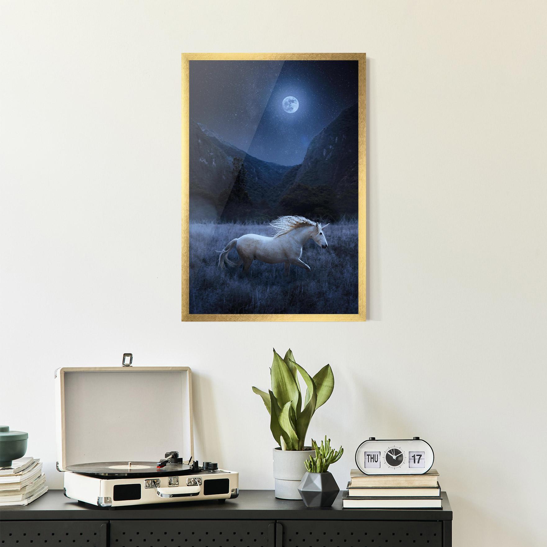 Keretezett Poszter Blue Moon Unicorn mockup 2