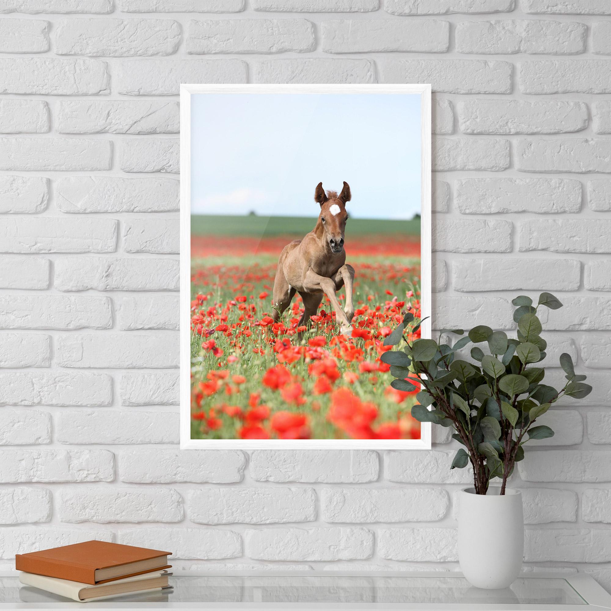 Keretezett Poszter Red Flowers Horse mockup 5