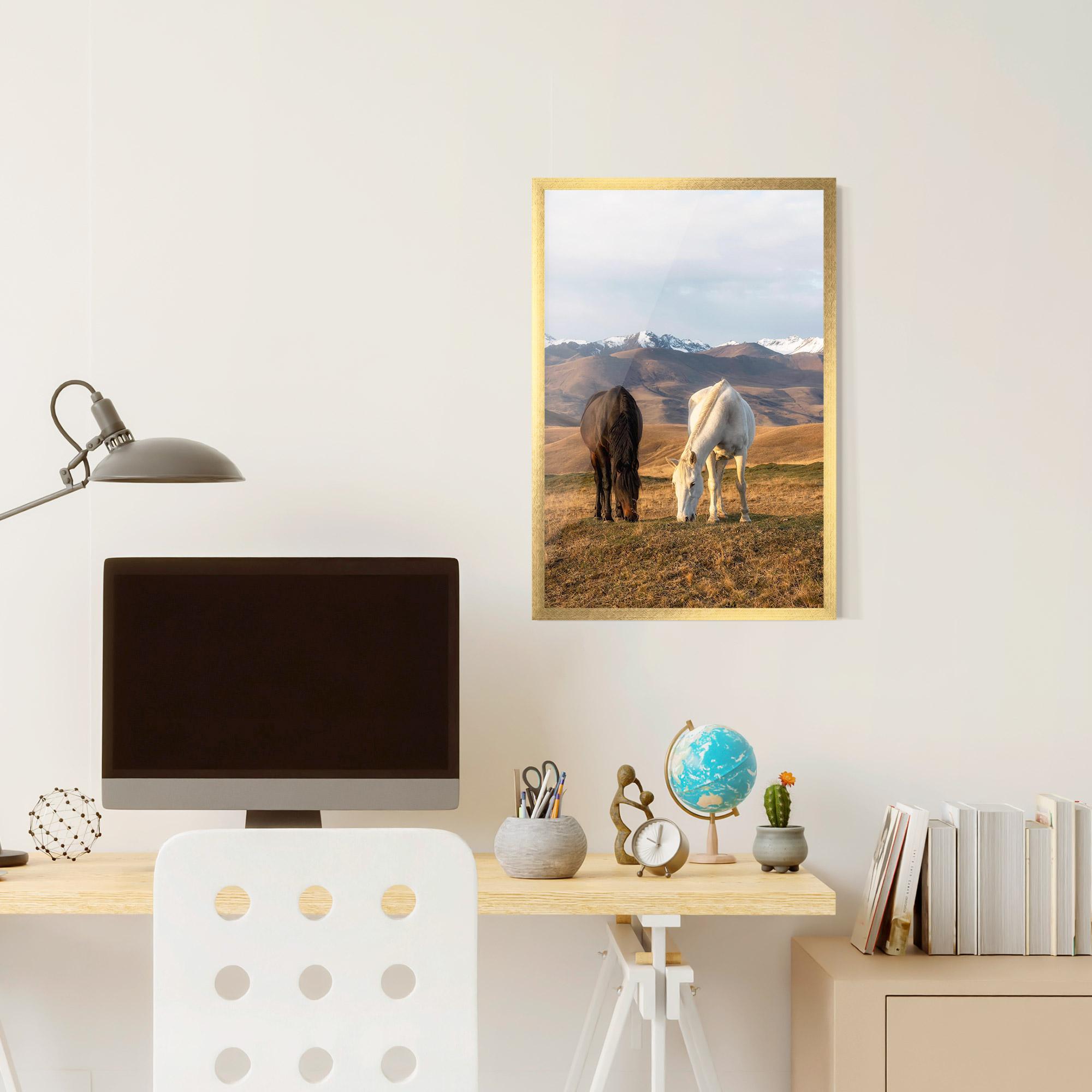 Keretezett Poszter Mountain Horses mockup 6