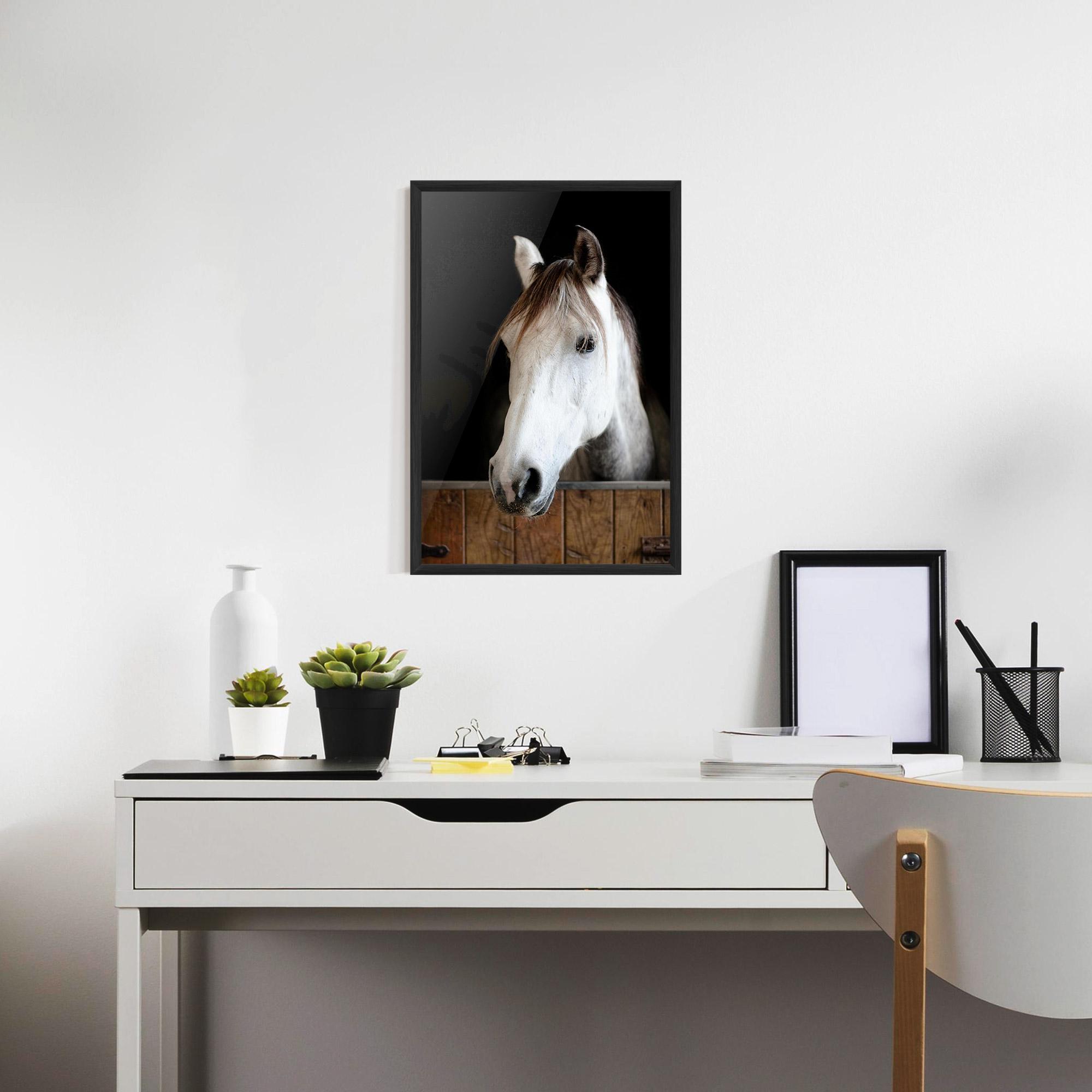 Keretezett Poszter Grey Horse Head mockup 7