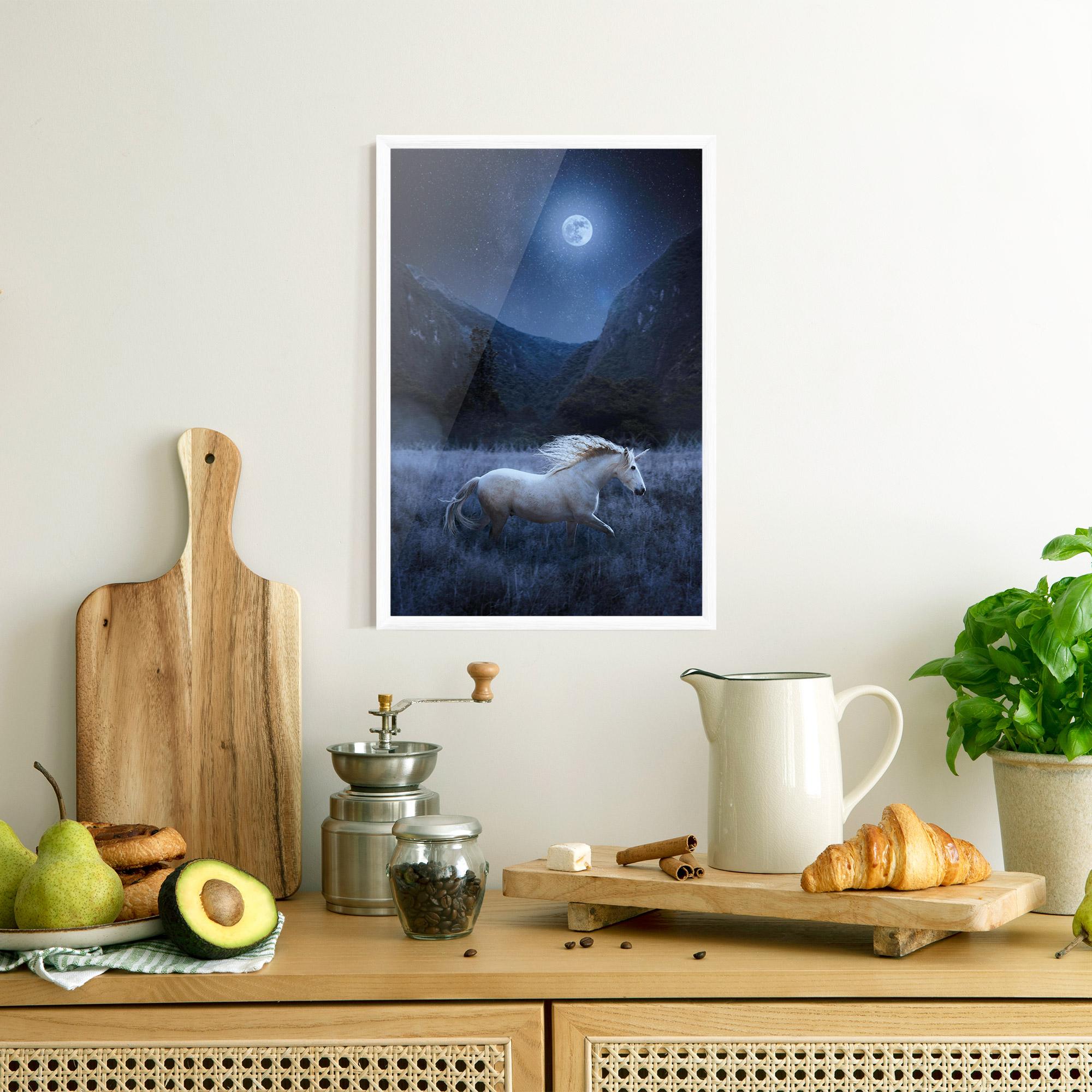 Keretezett Poszter Blue Moon Unicorn mockup 8