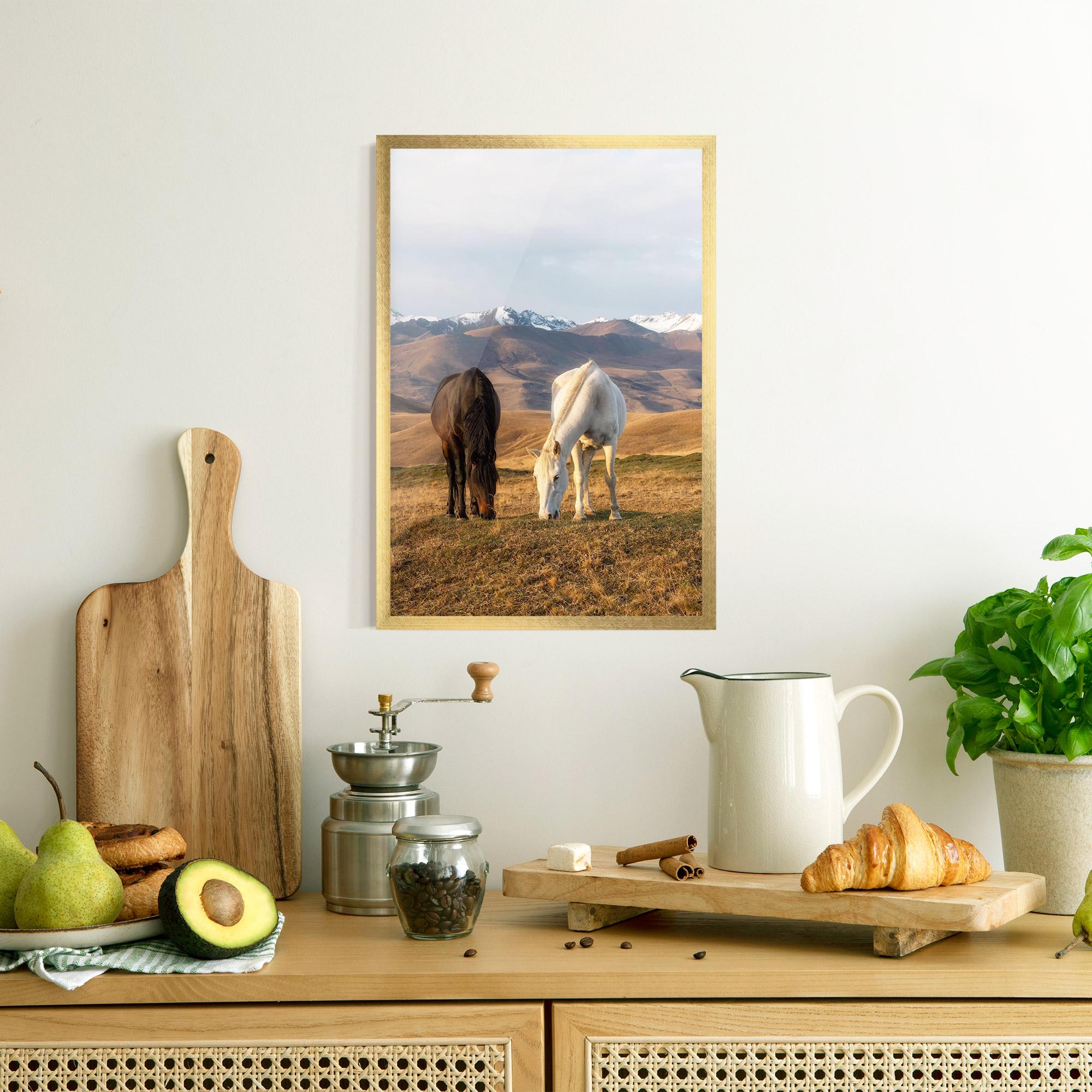 Keretezett Poszter Mountain Horses mockup 8