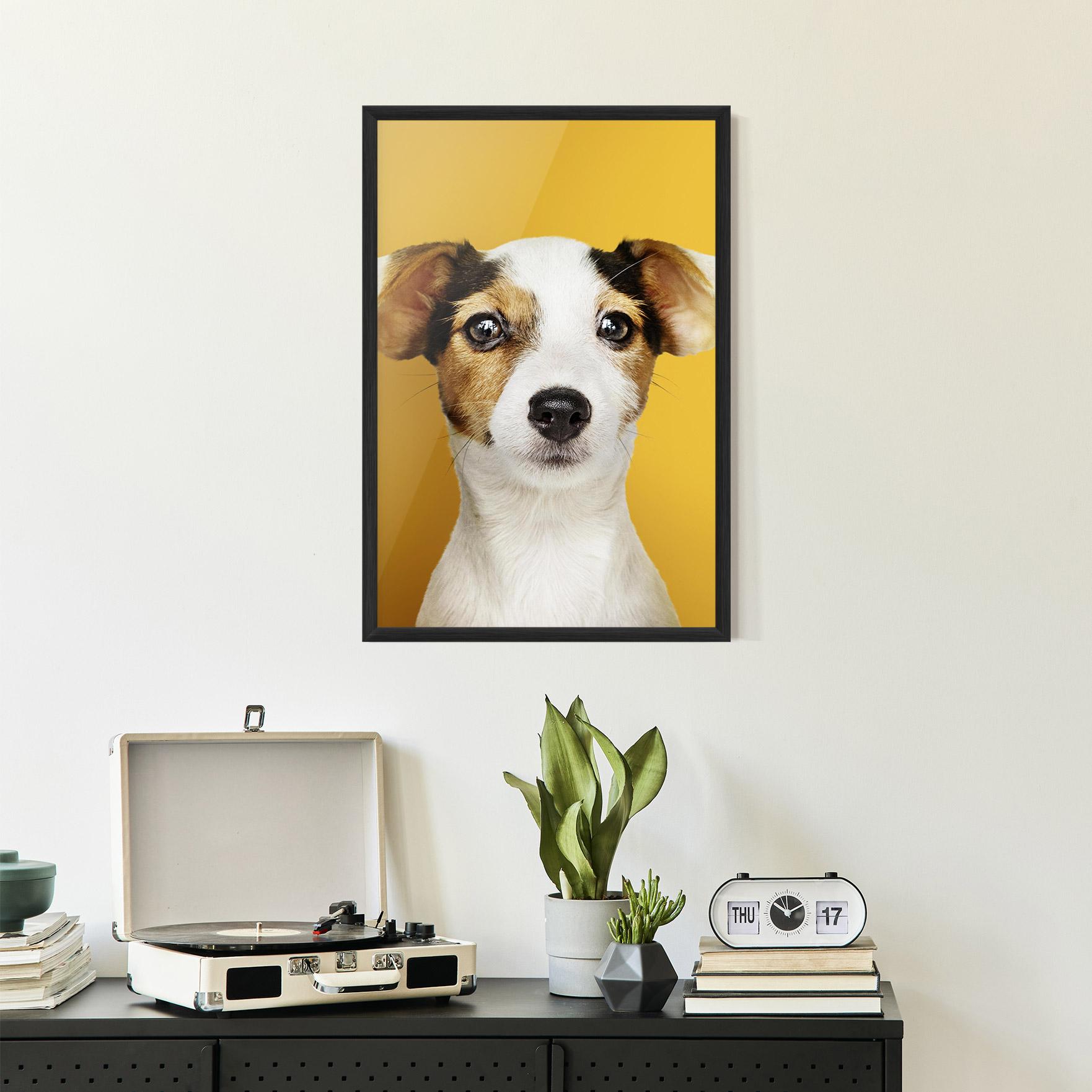 Keretezett Poszter Puppy On Yellow mockup 2