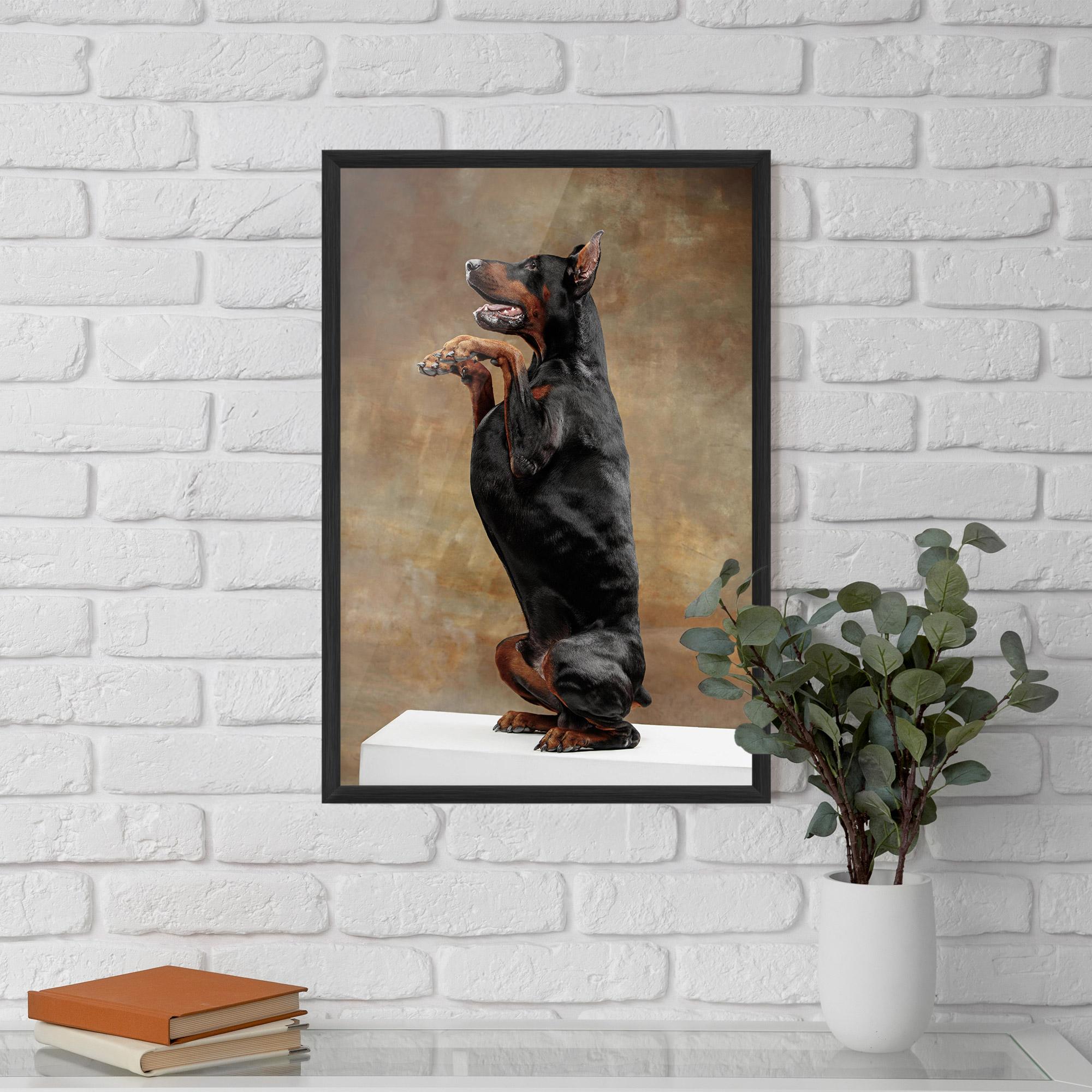 Keretezett Poszter Doberman Standing mockup 5