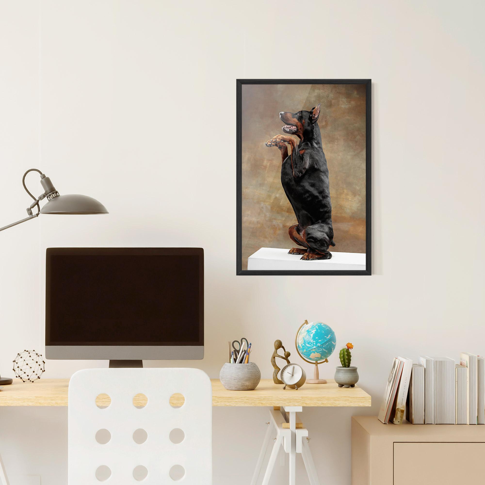 Keretezett Poszter Doberman Standing mockup 6