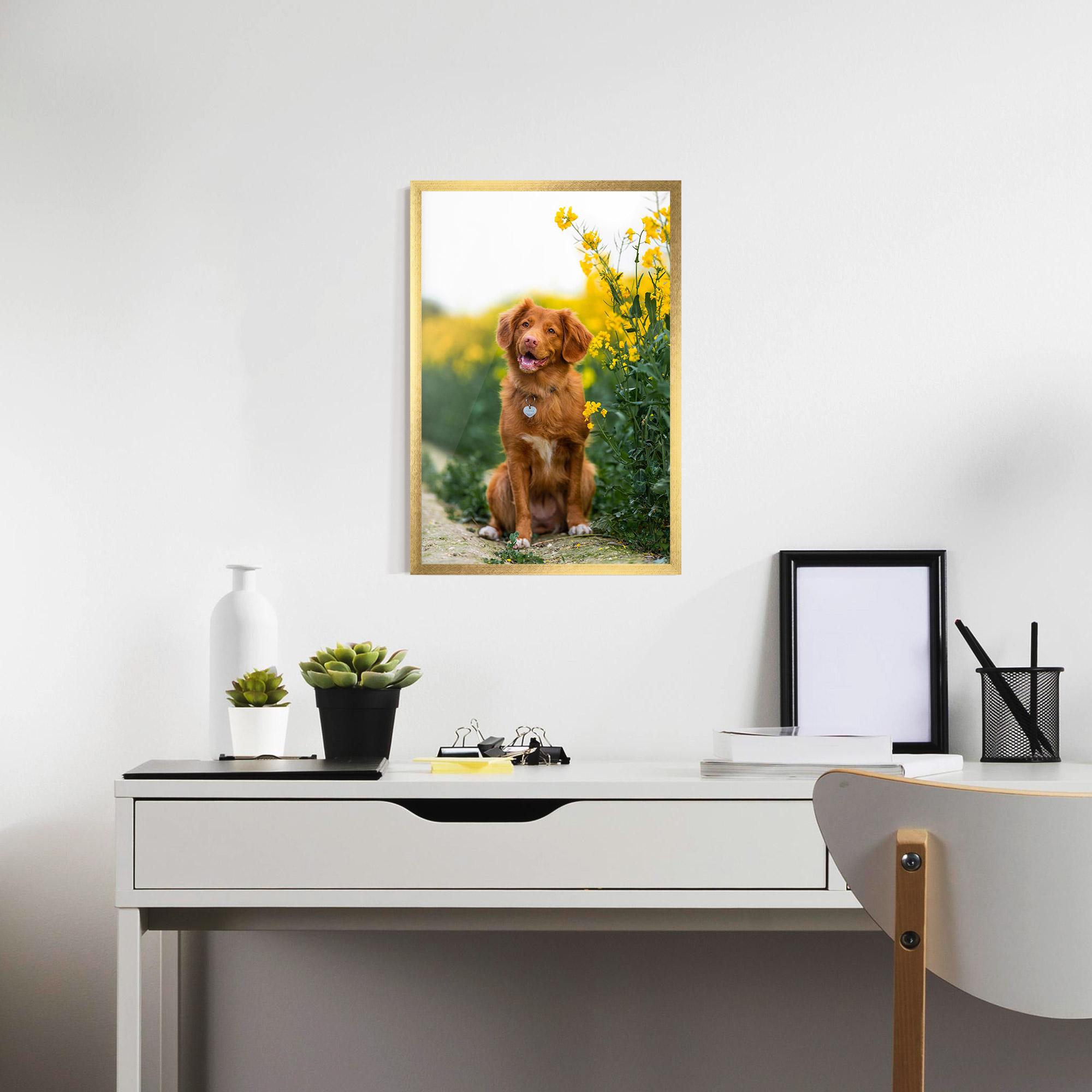 Keretezett Poszter Dog Yellow Flowers mockup 7