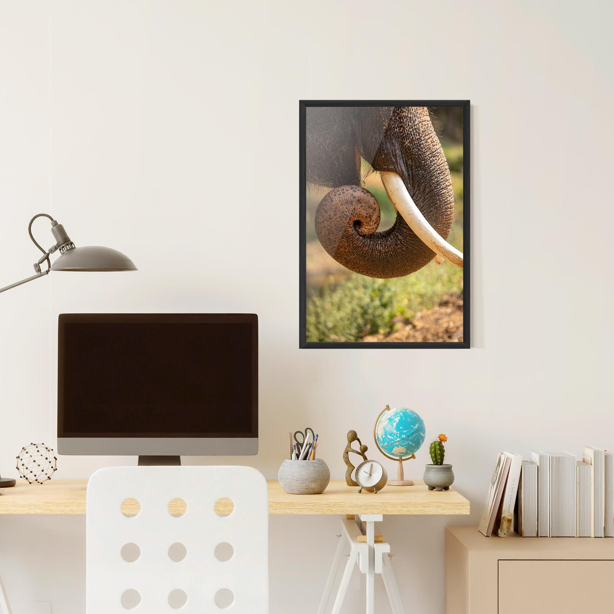 Keretezett Poszter Elephant Mouth Close Up mockup 6