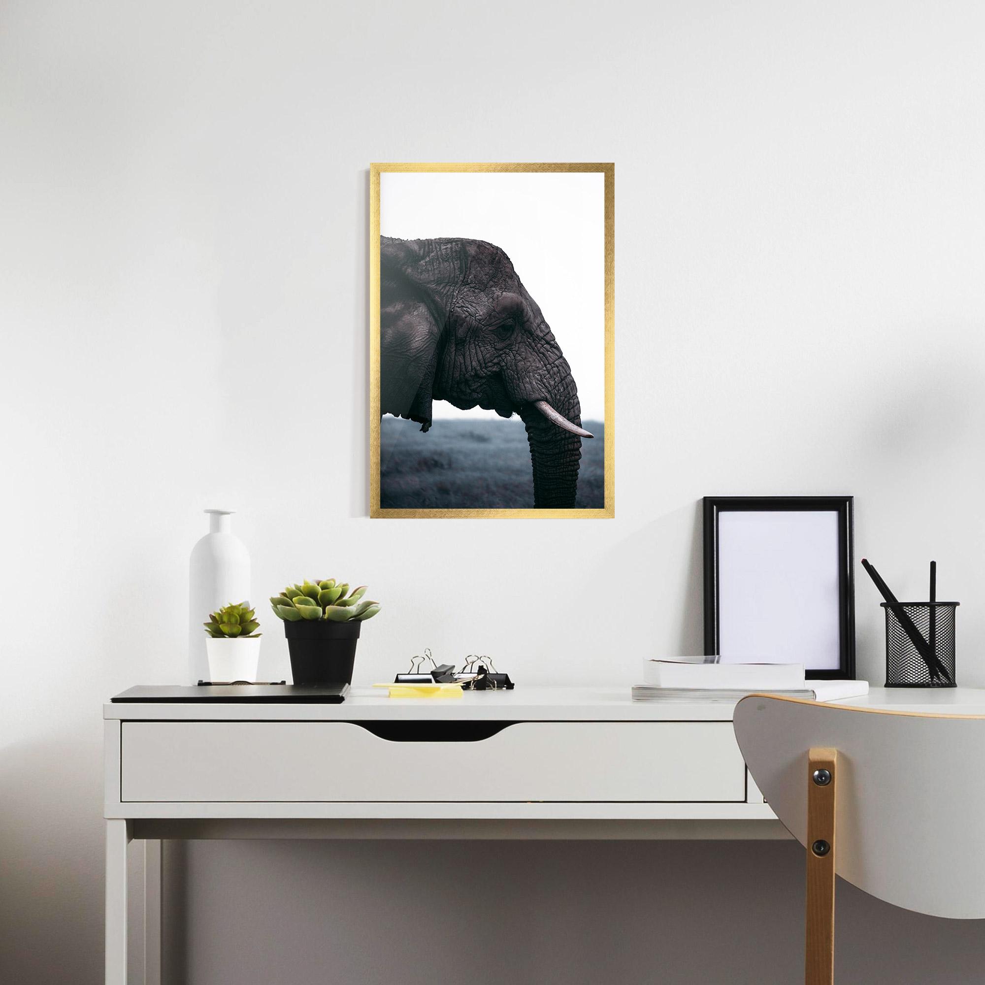 Keretezett Poszter Close Grey Eelephant mockup 7