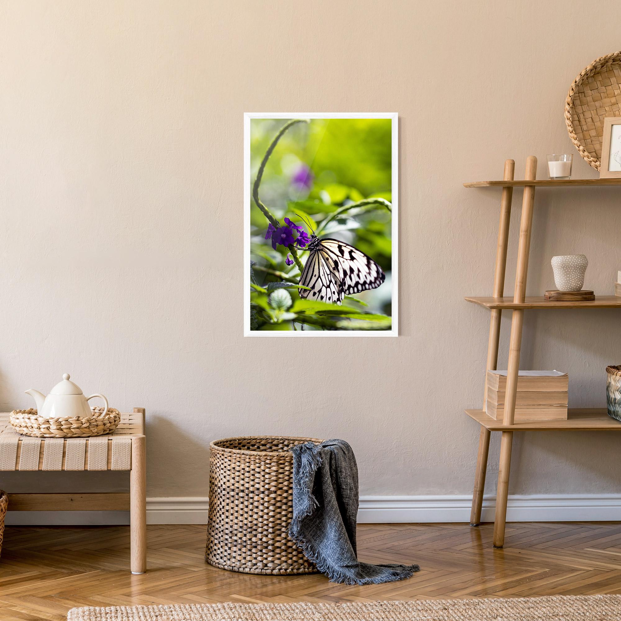 Keretezett Poszter White Black Butterfly mockup 9
