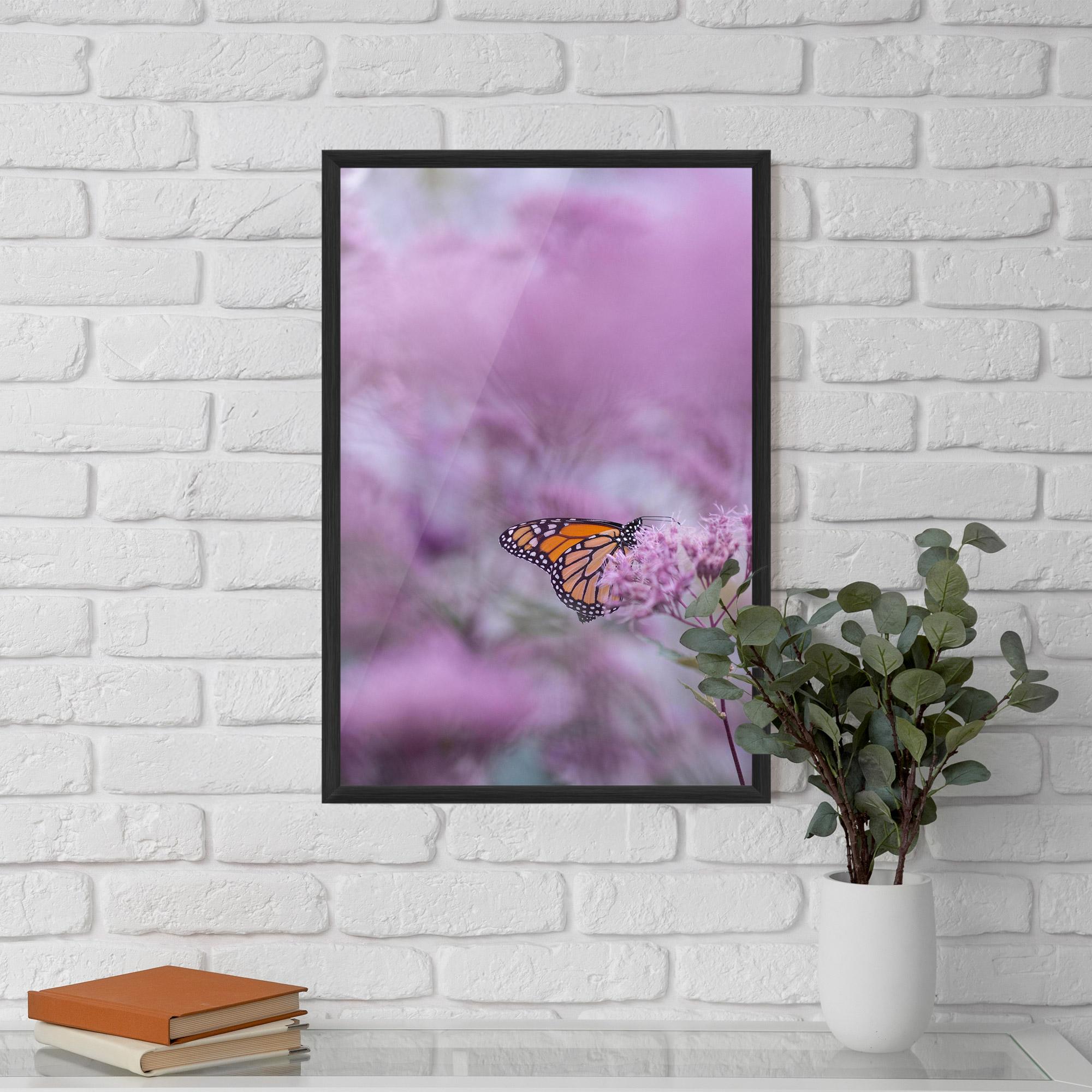 Keretezett Poszter Purple Flower Butterfly mockup 5