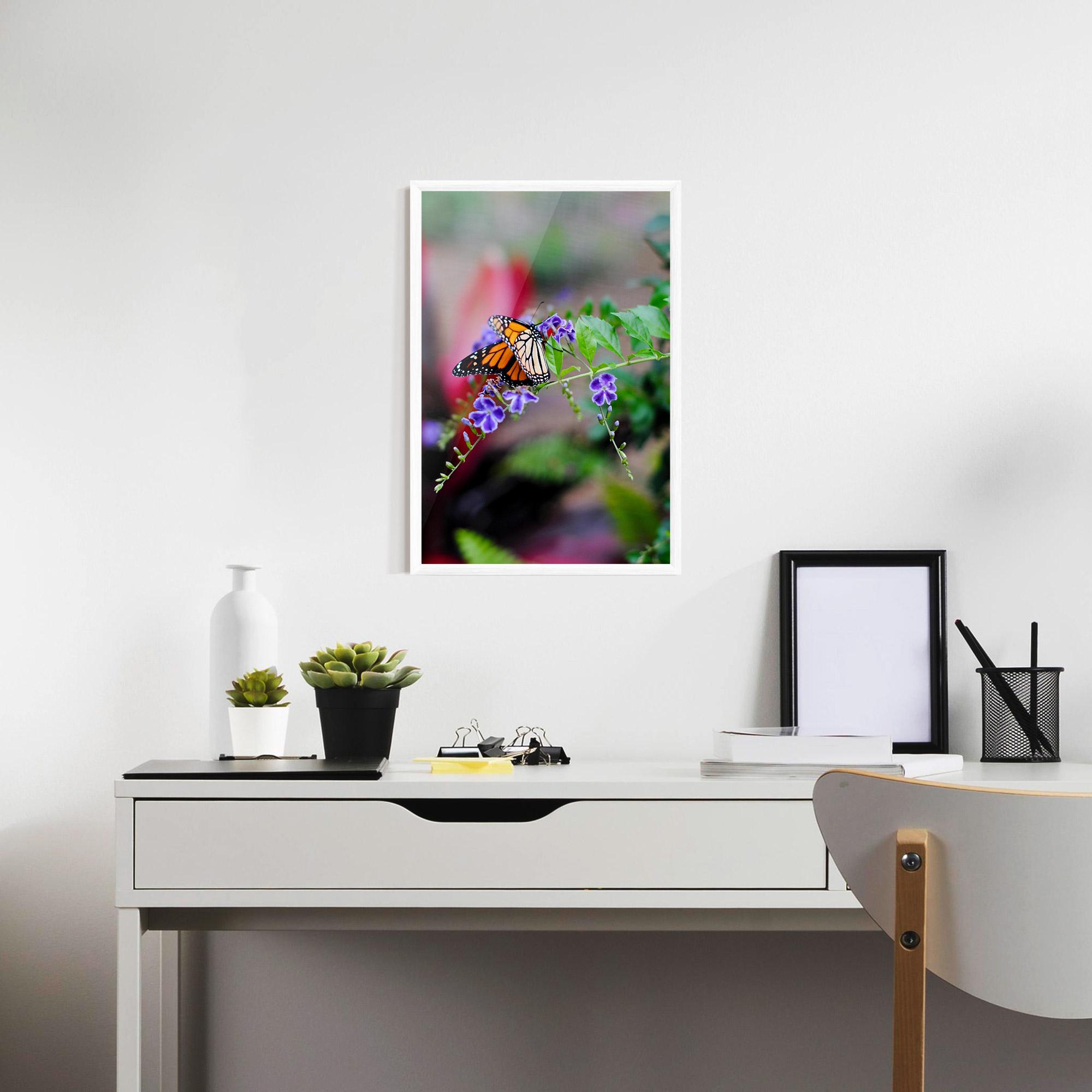 Keretezett Poszter Strong Orange Butterfly mockup 7