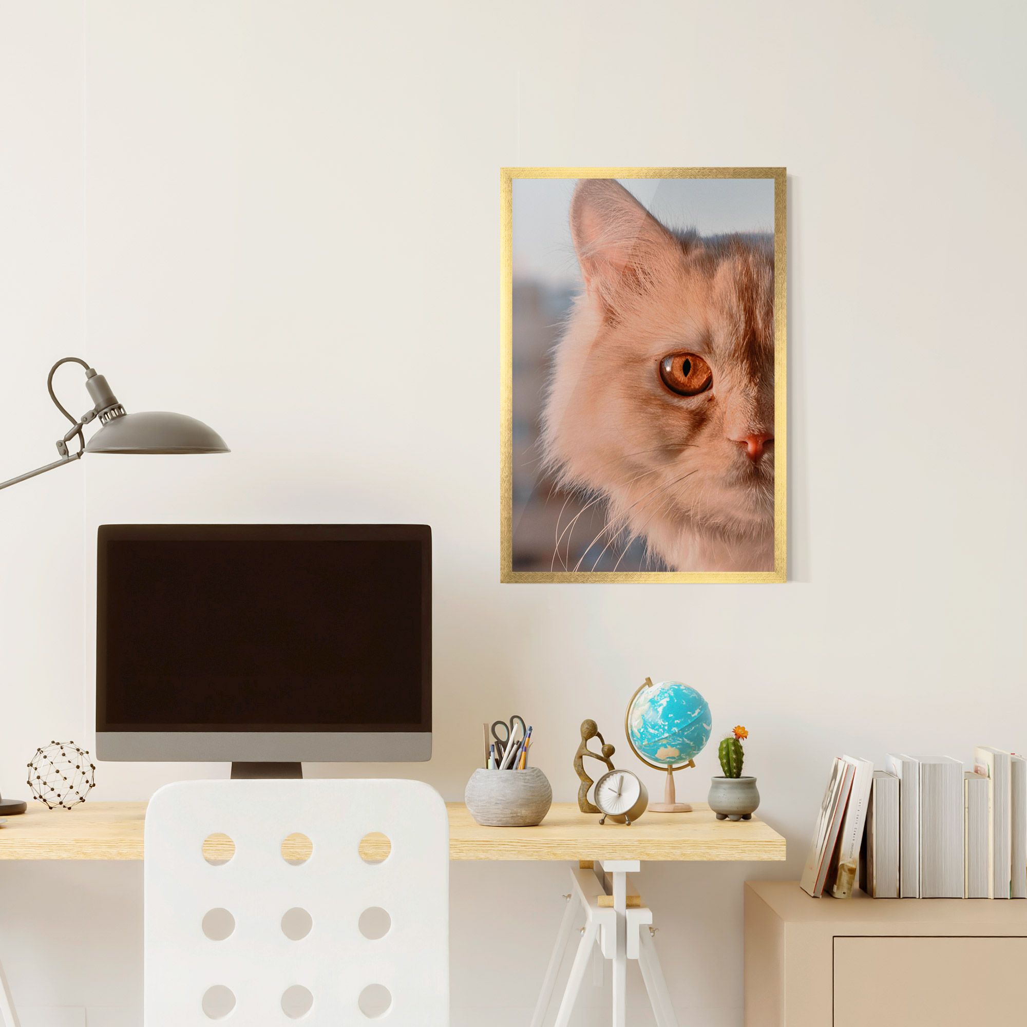 Cat Eye In Sun mockup 6