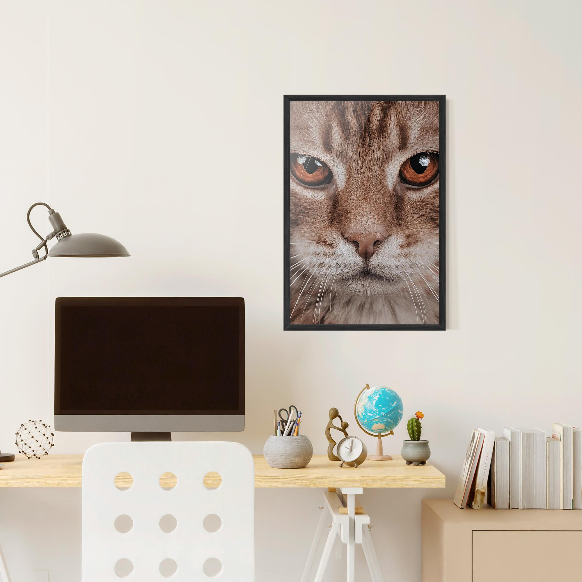 Keretezett Poszter Fire Eyes Cat mockup 6