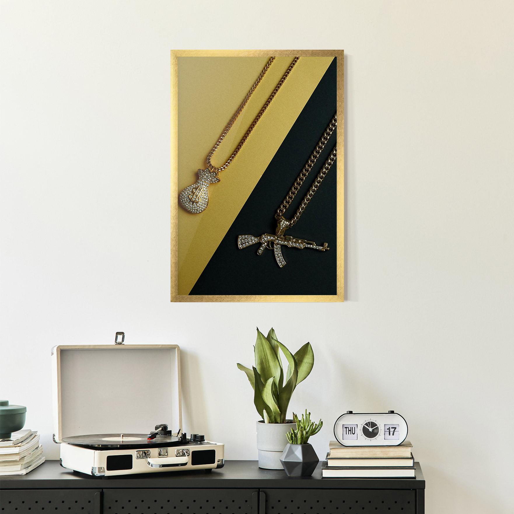 Keretezett Poszter Gun Neckace mockup 2