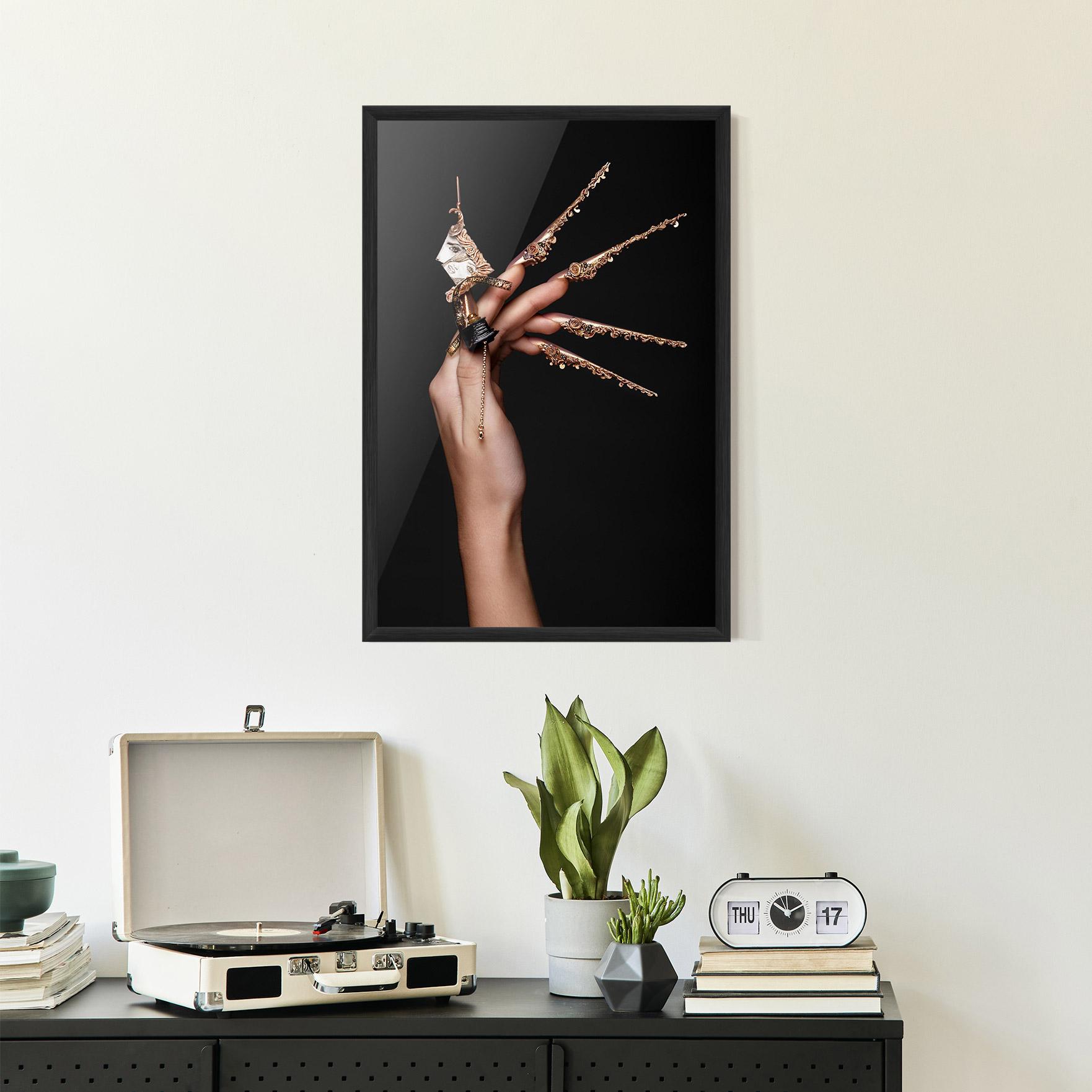 Keretezett Poszter Creative Design Nails mockup 2