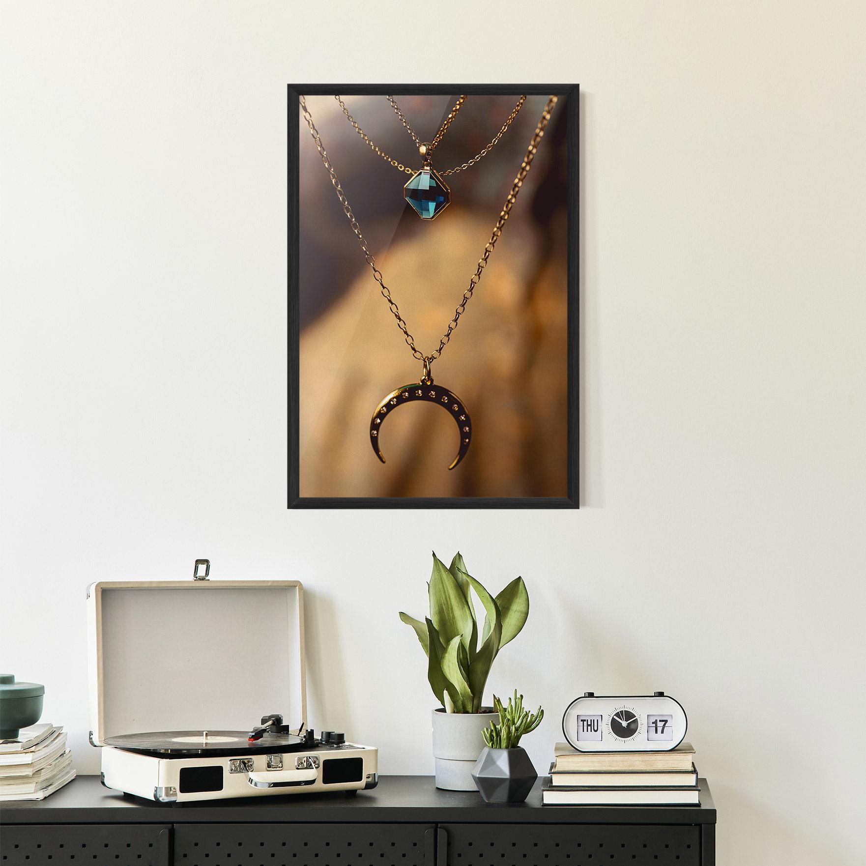 Keretezett Poszter Moon Blue Necklace mockup 2