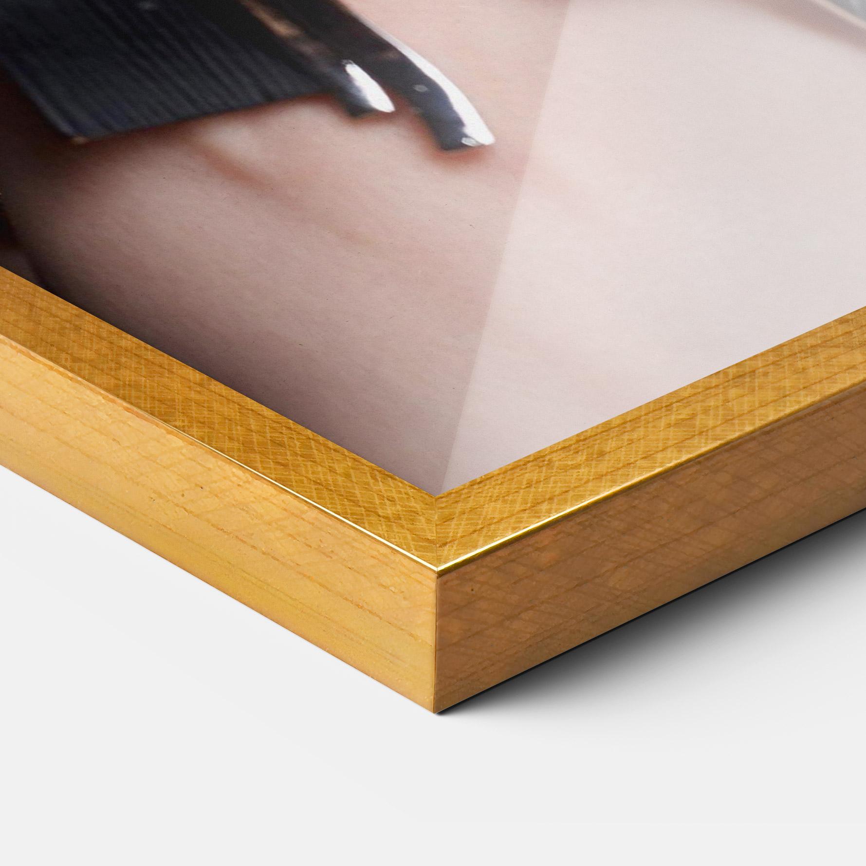 Keretezett Poszter Big Chain Woman mockup 3